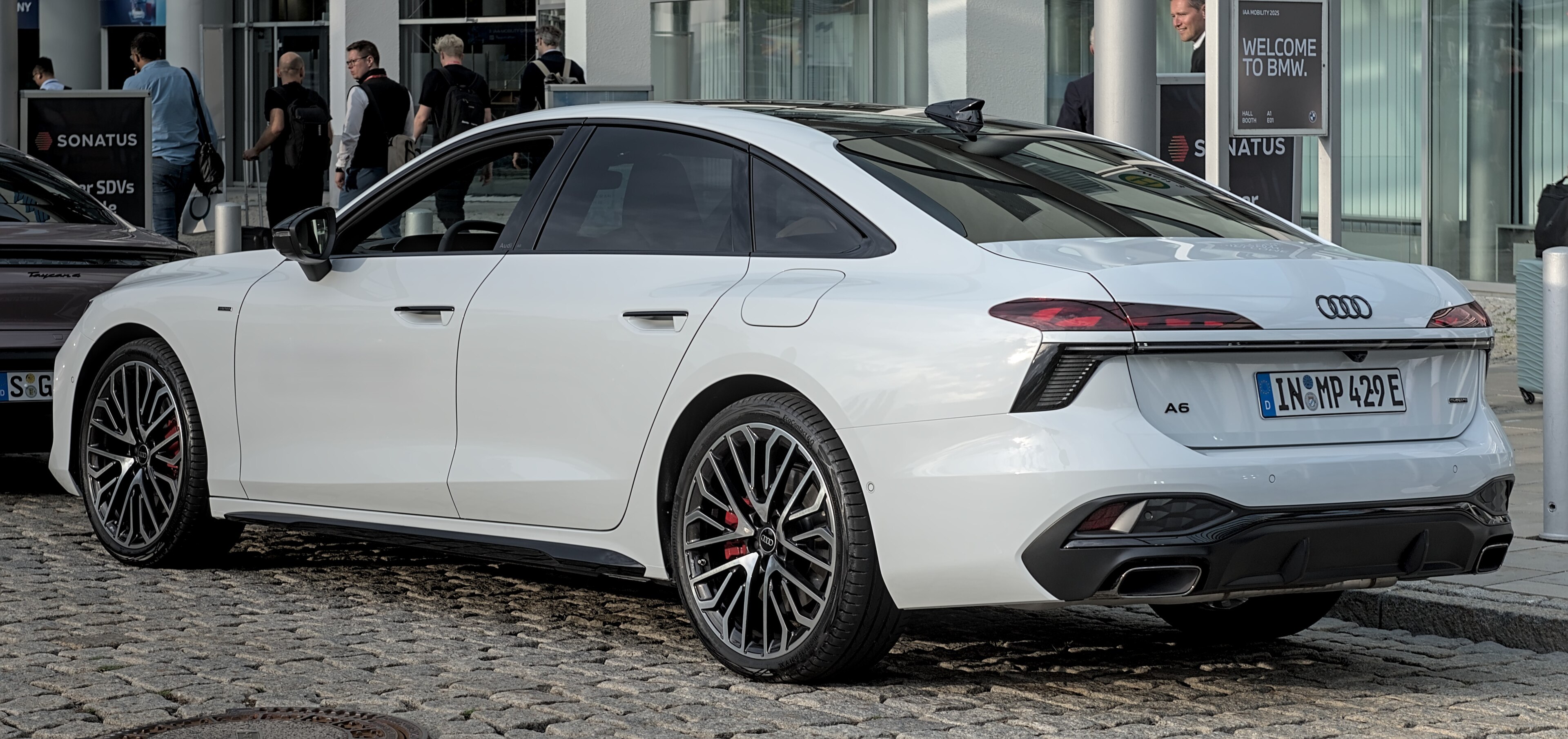 Audi a6-sedan