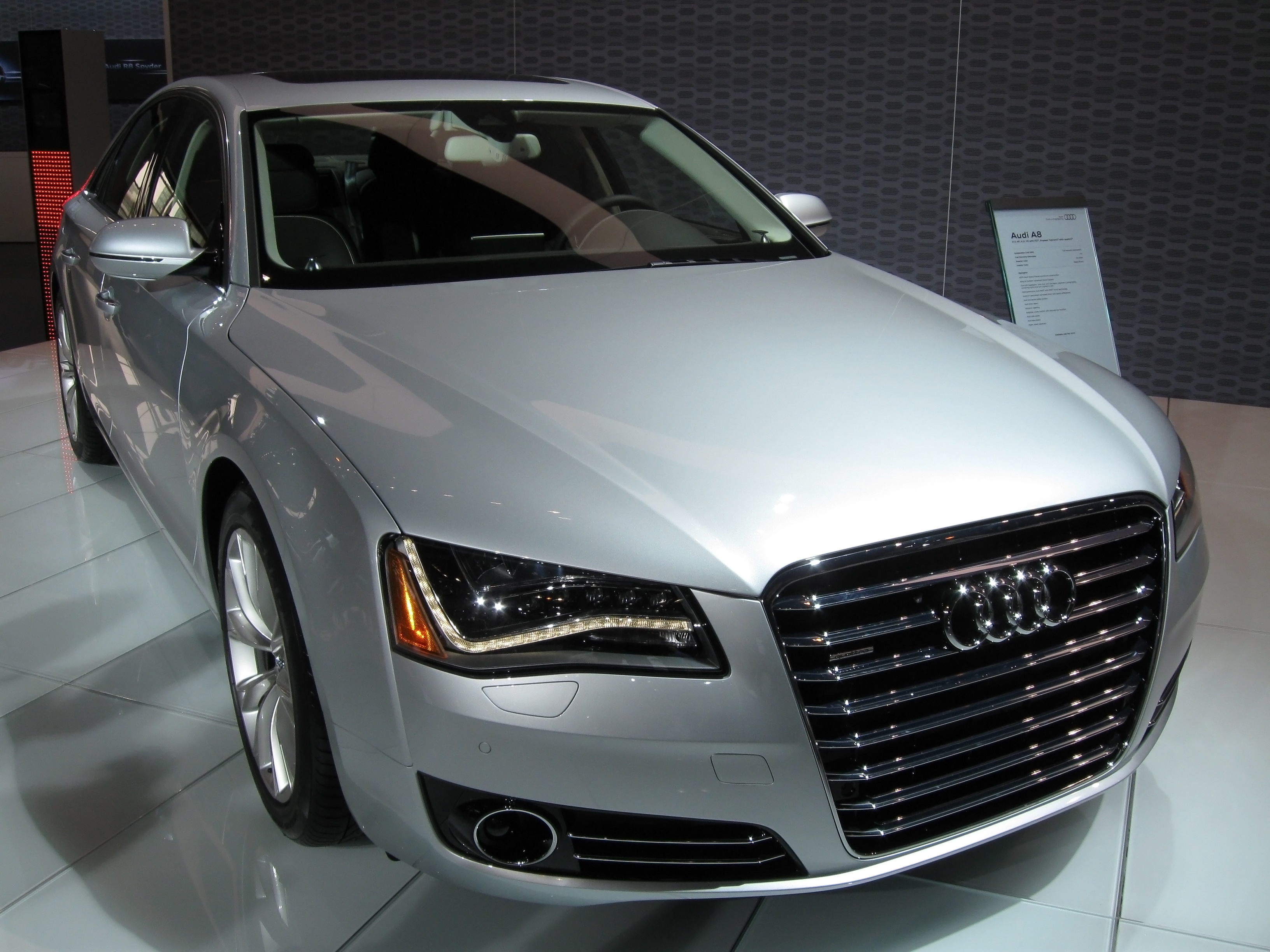 Audi Audi A8