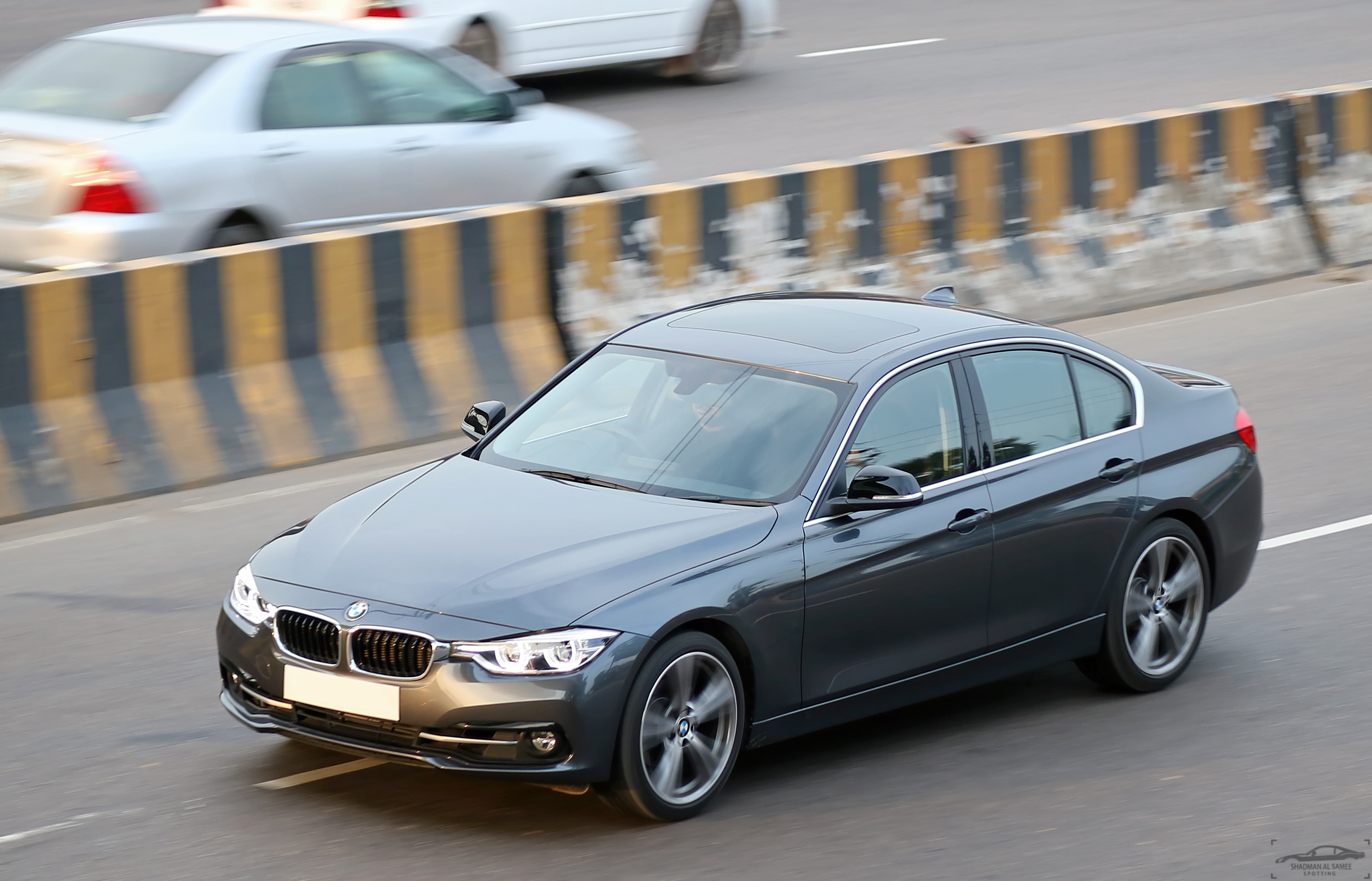 BMW 330e