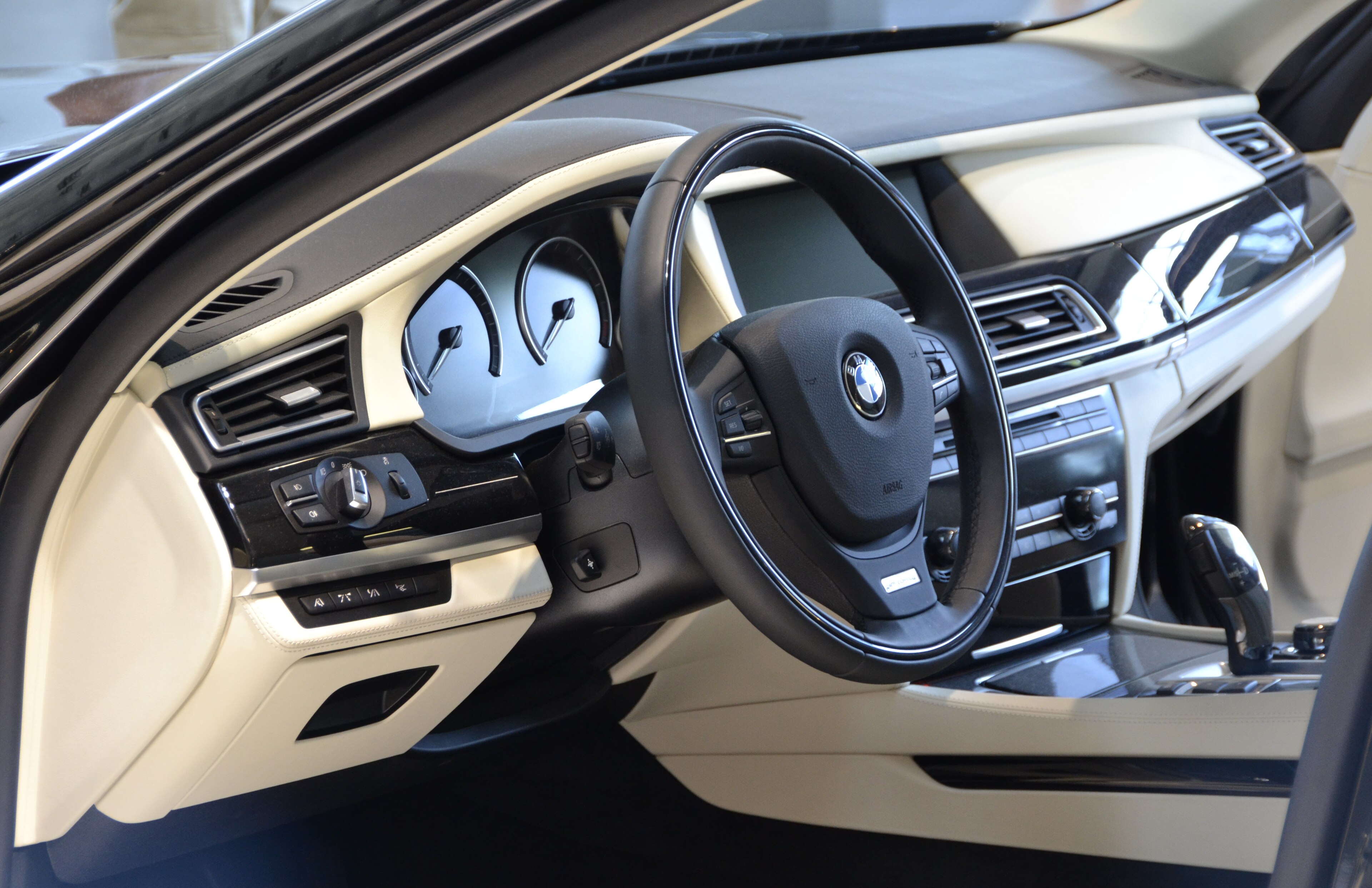 BMW 760li