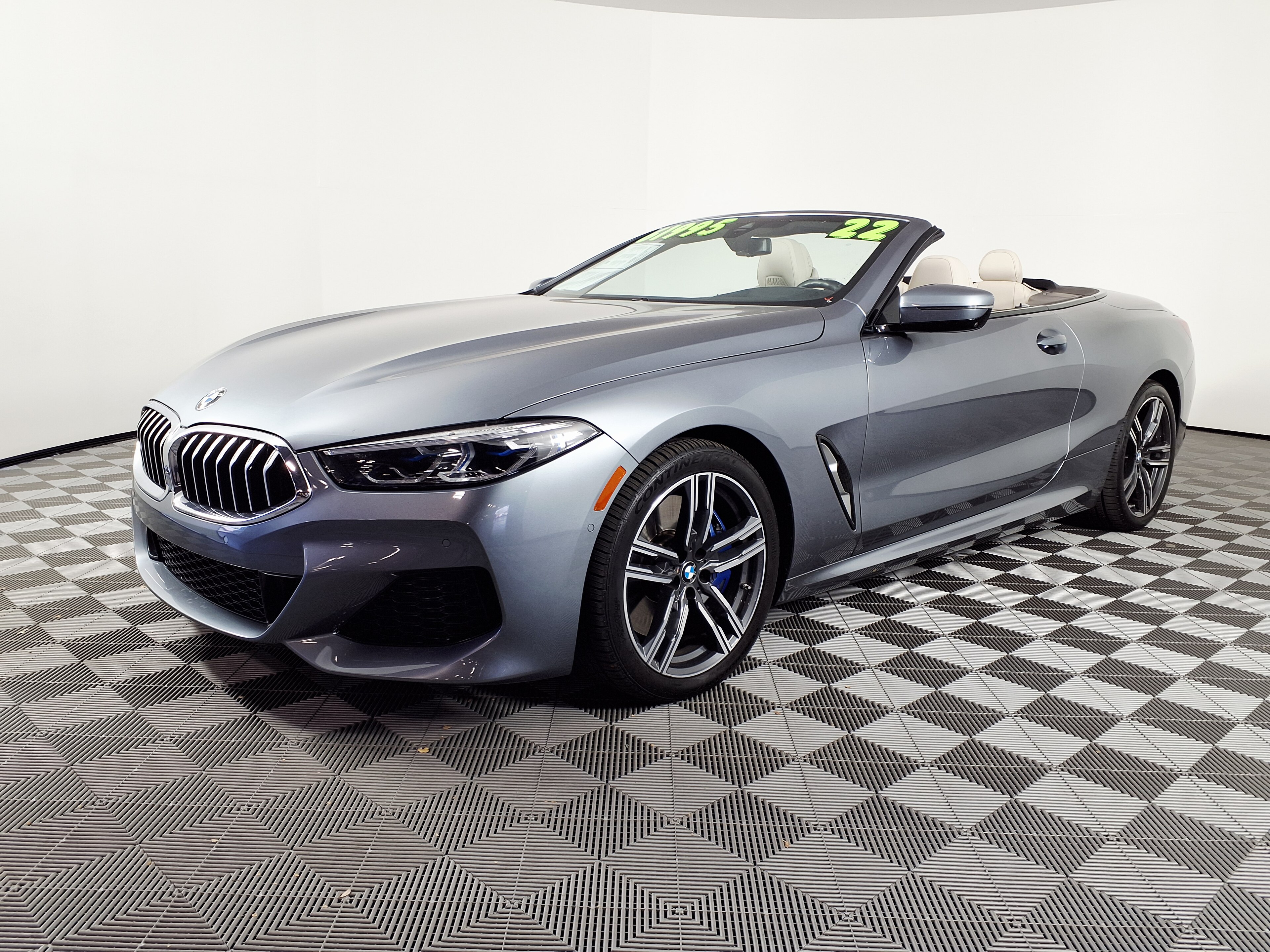 840i