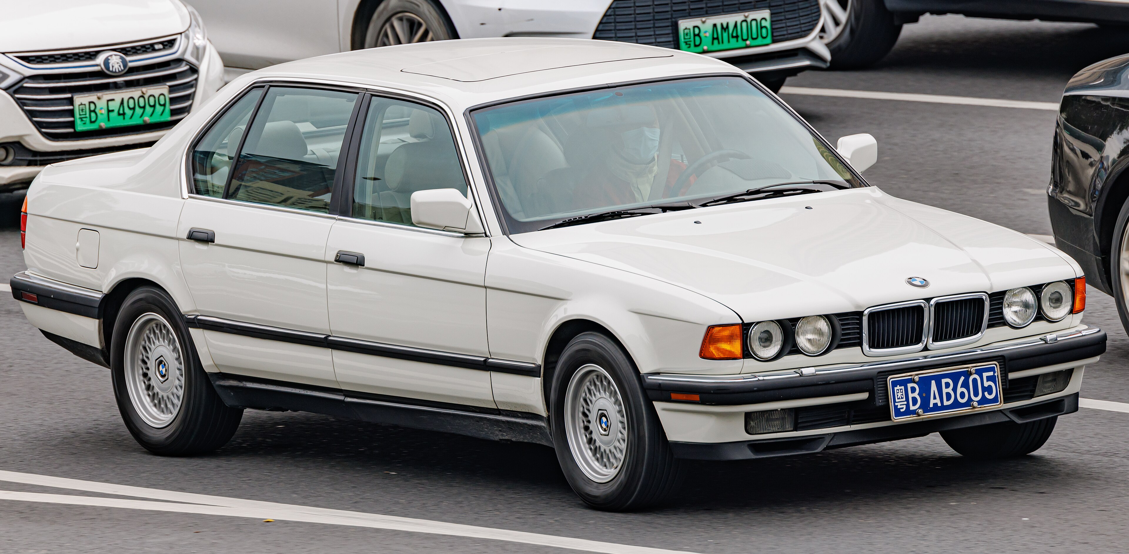 BMW BMW E32