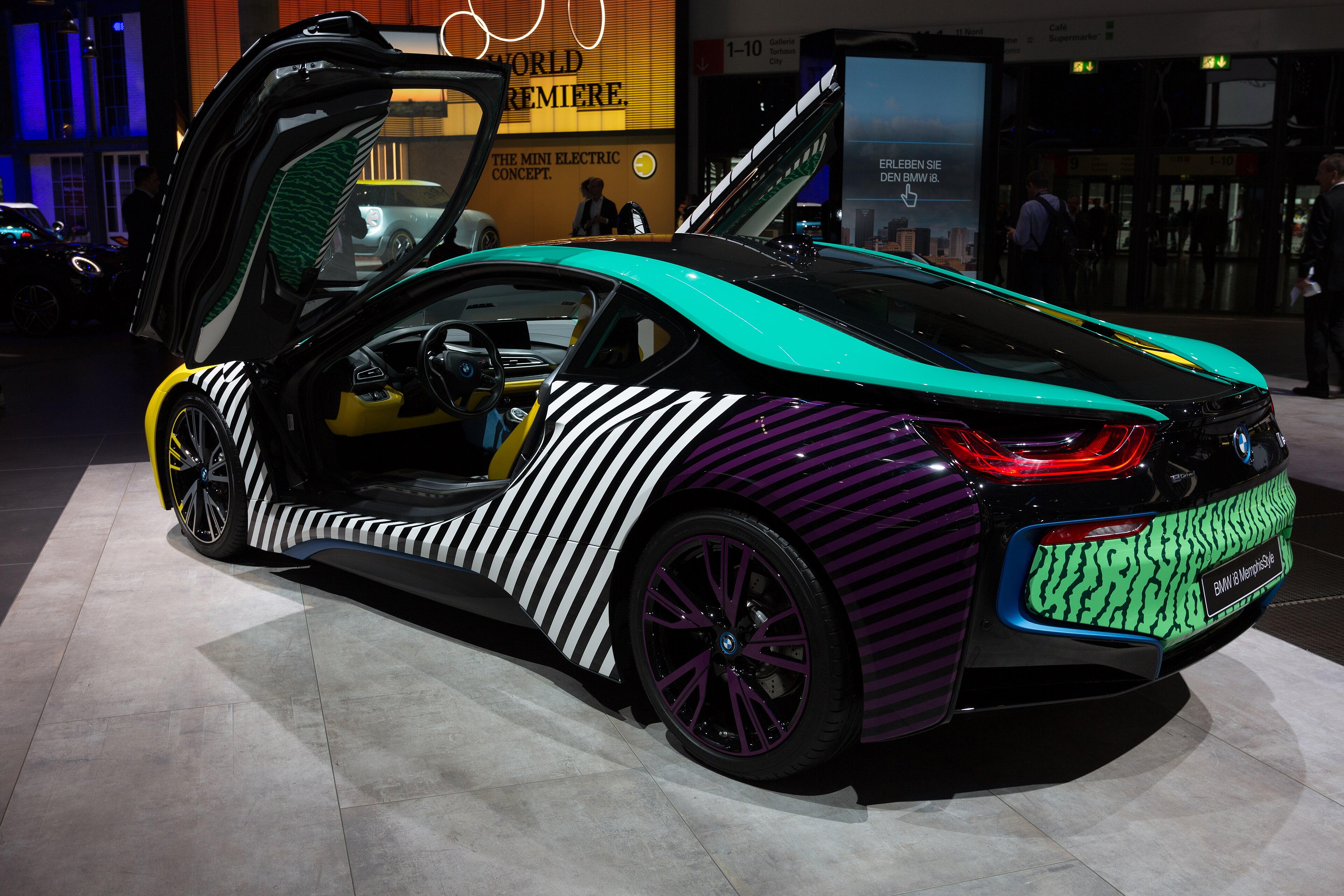 BMW i8