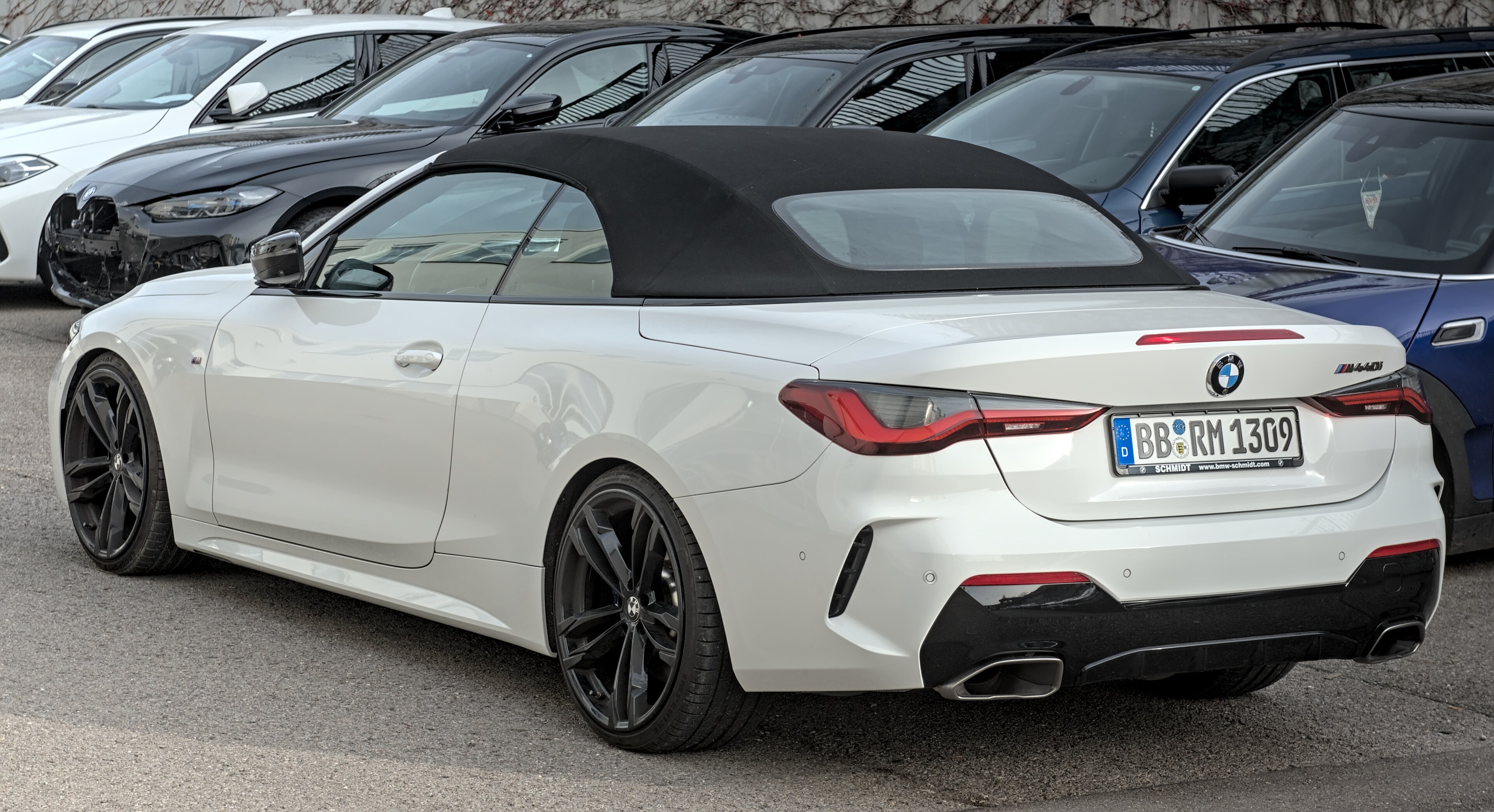 BMW m440i-convertible