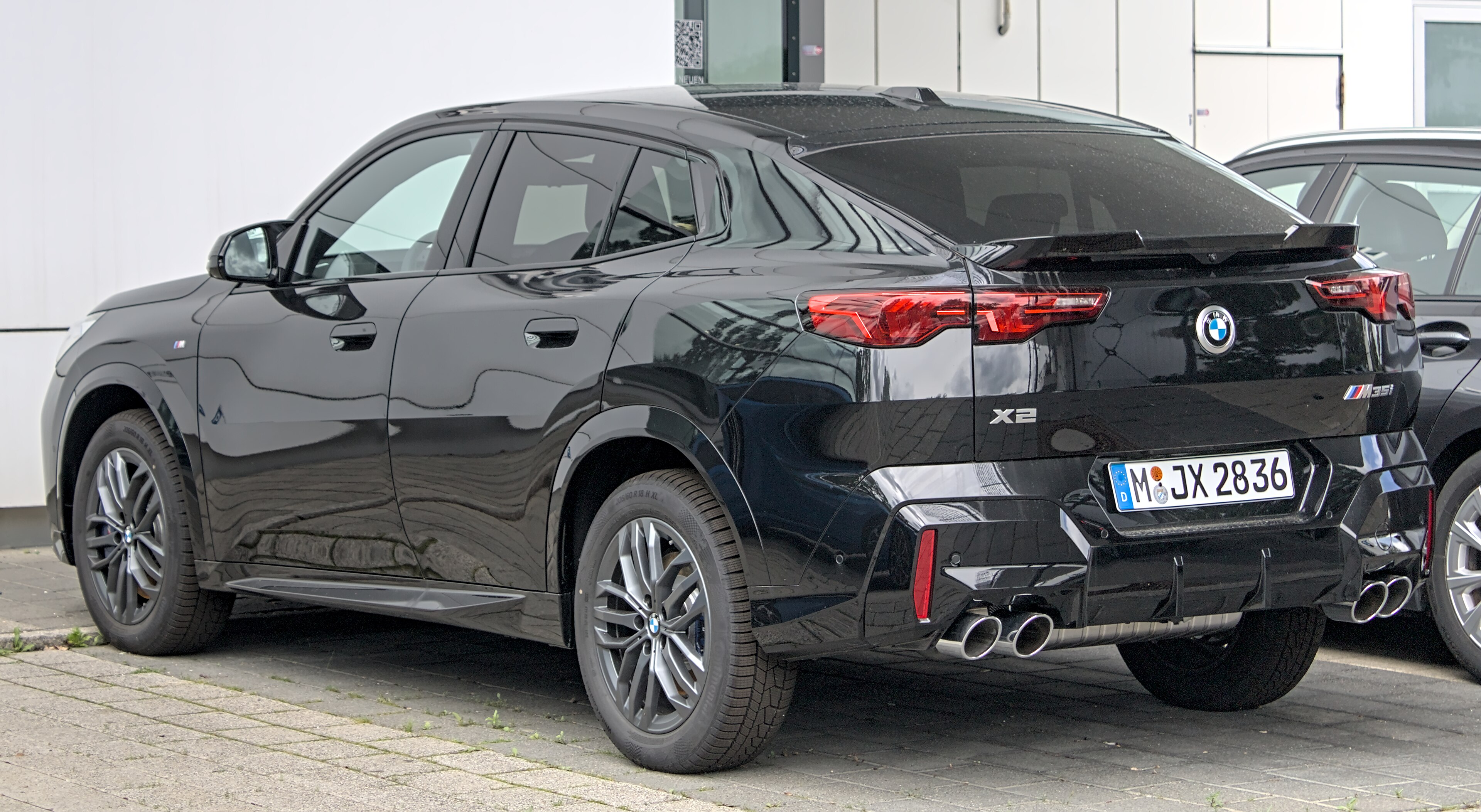 BMW X2