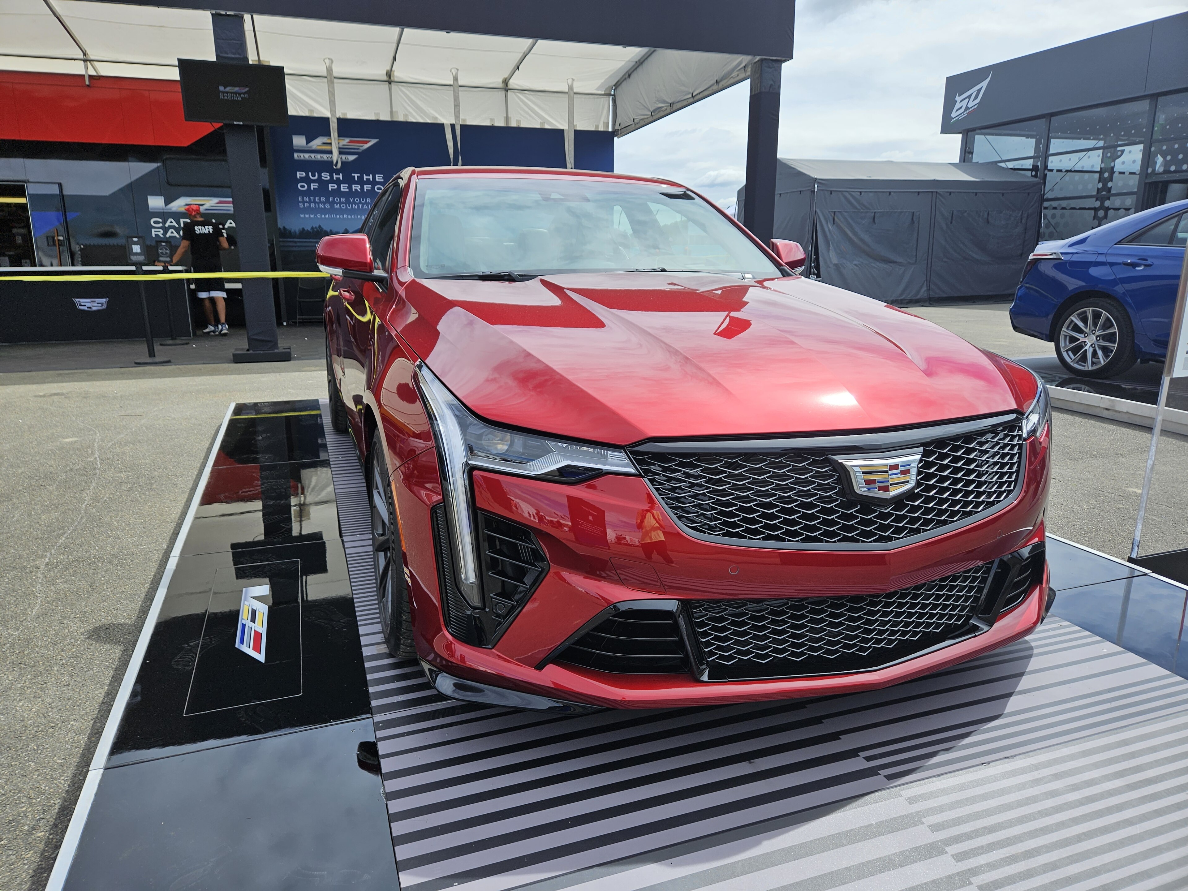 Cadillac ct4-v