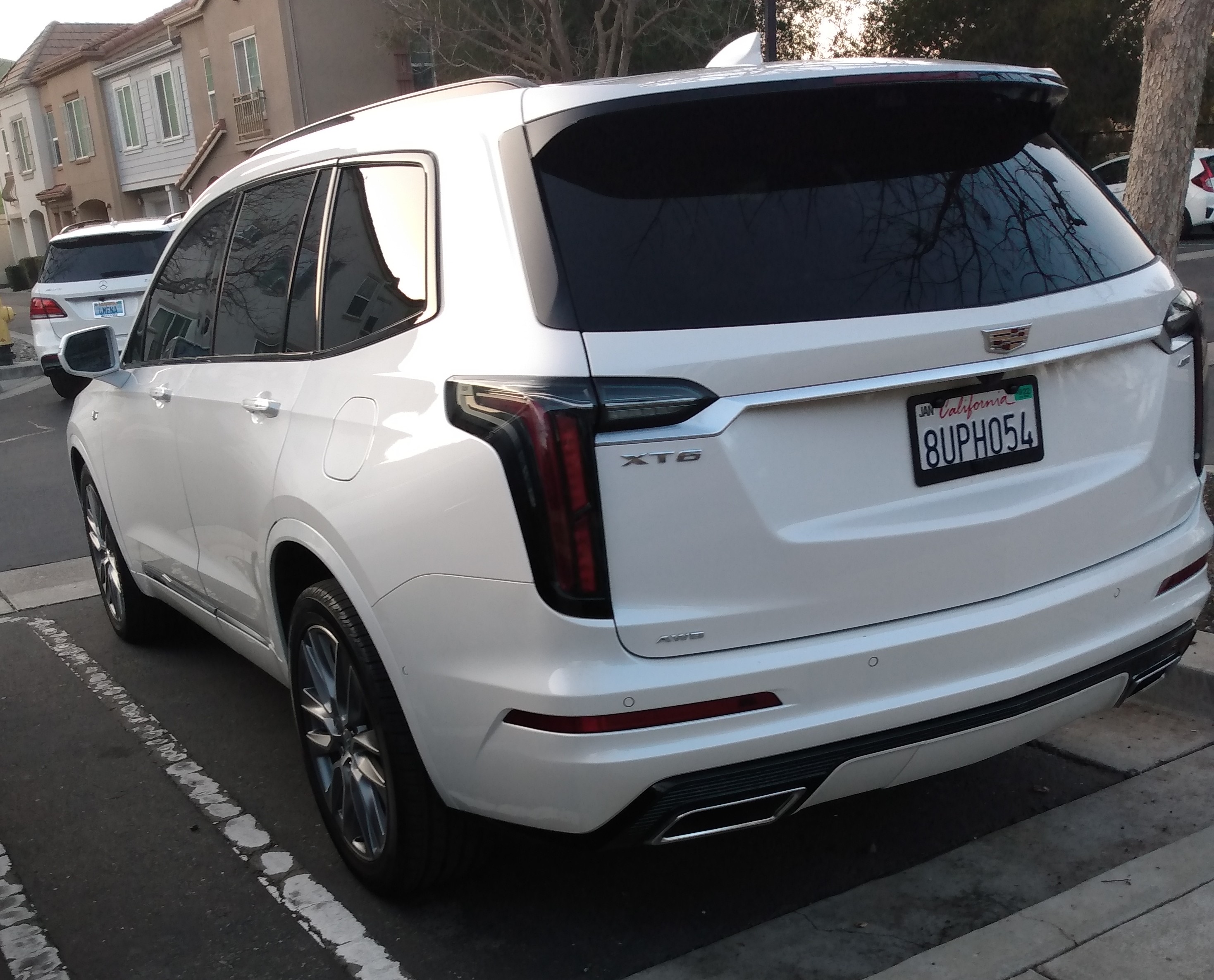xt6-awd