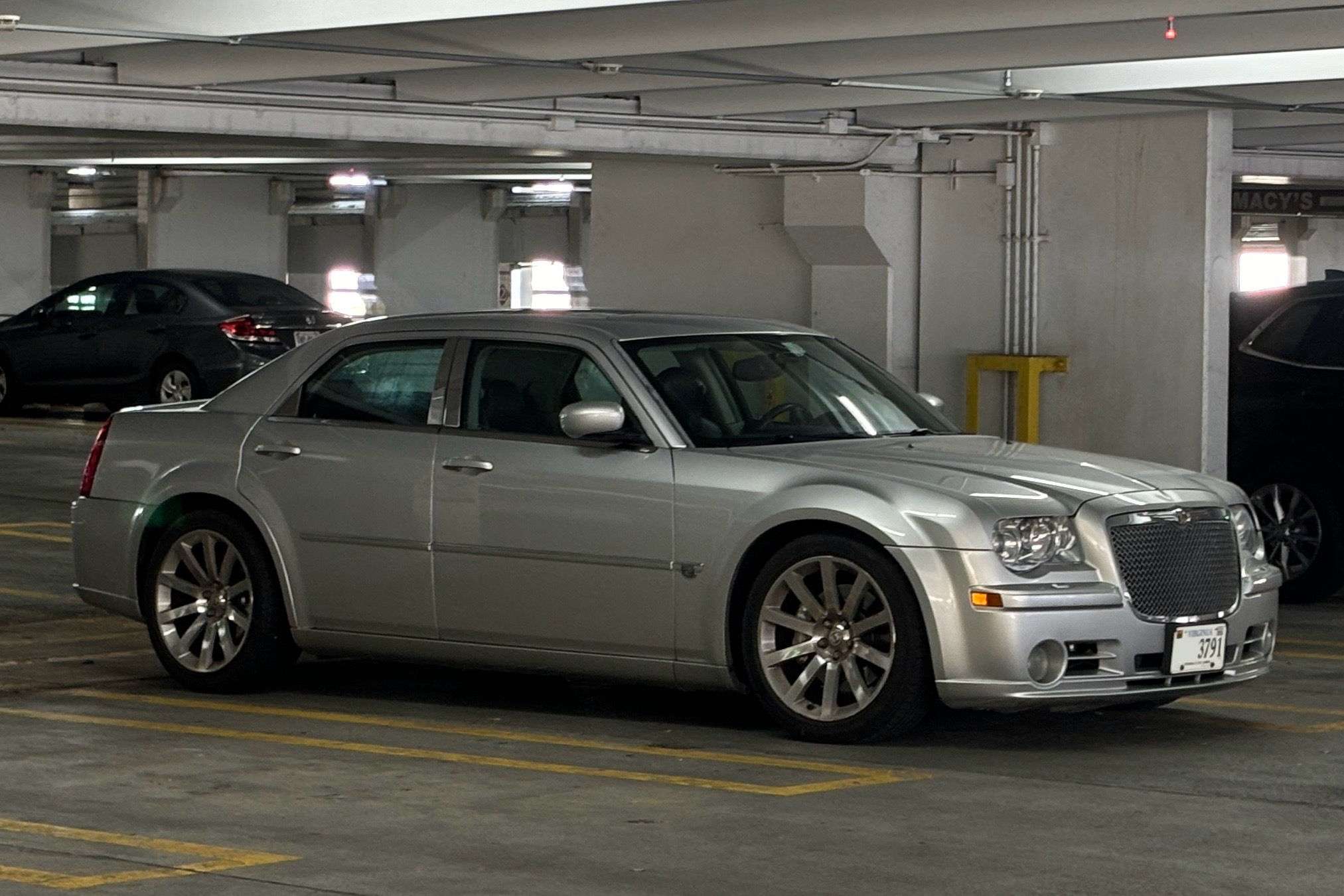 Chrysler 300-srt8