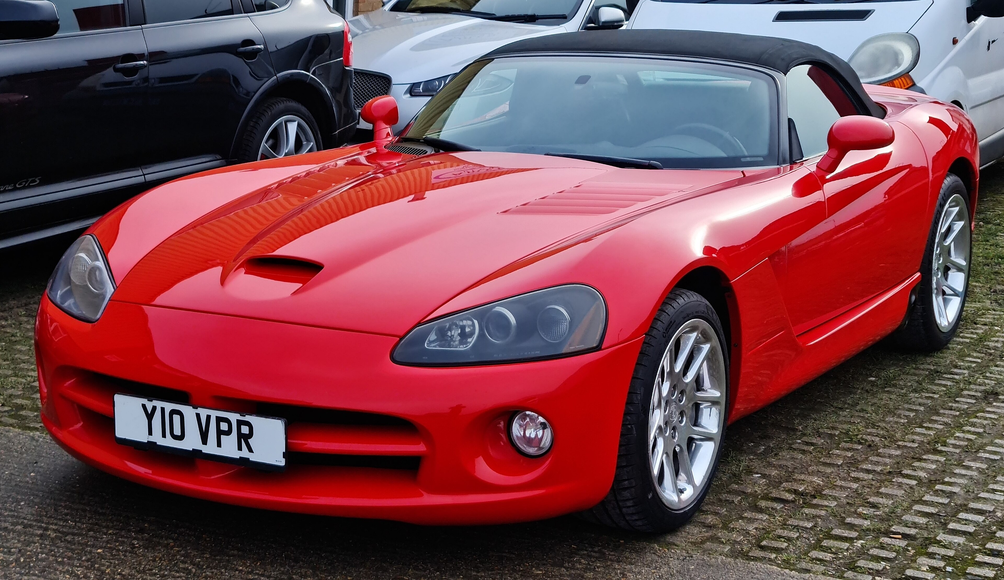 Dodge viper-convertible