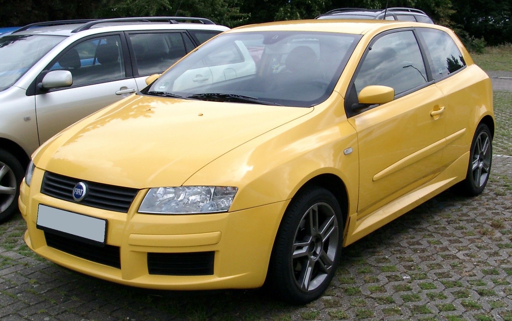 Chevrolet sonic-5-rs