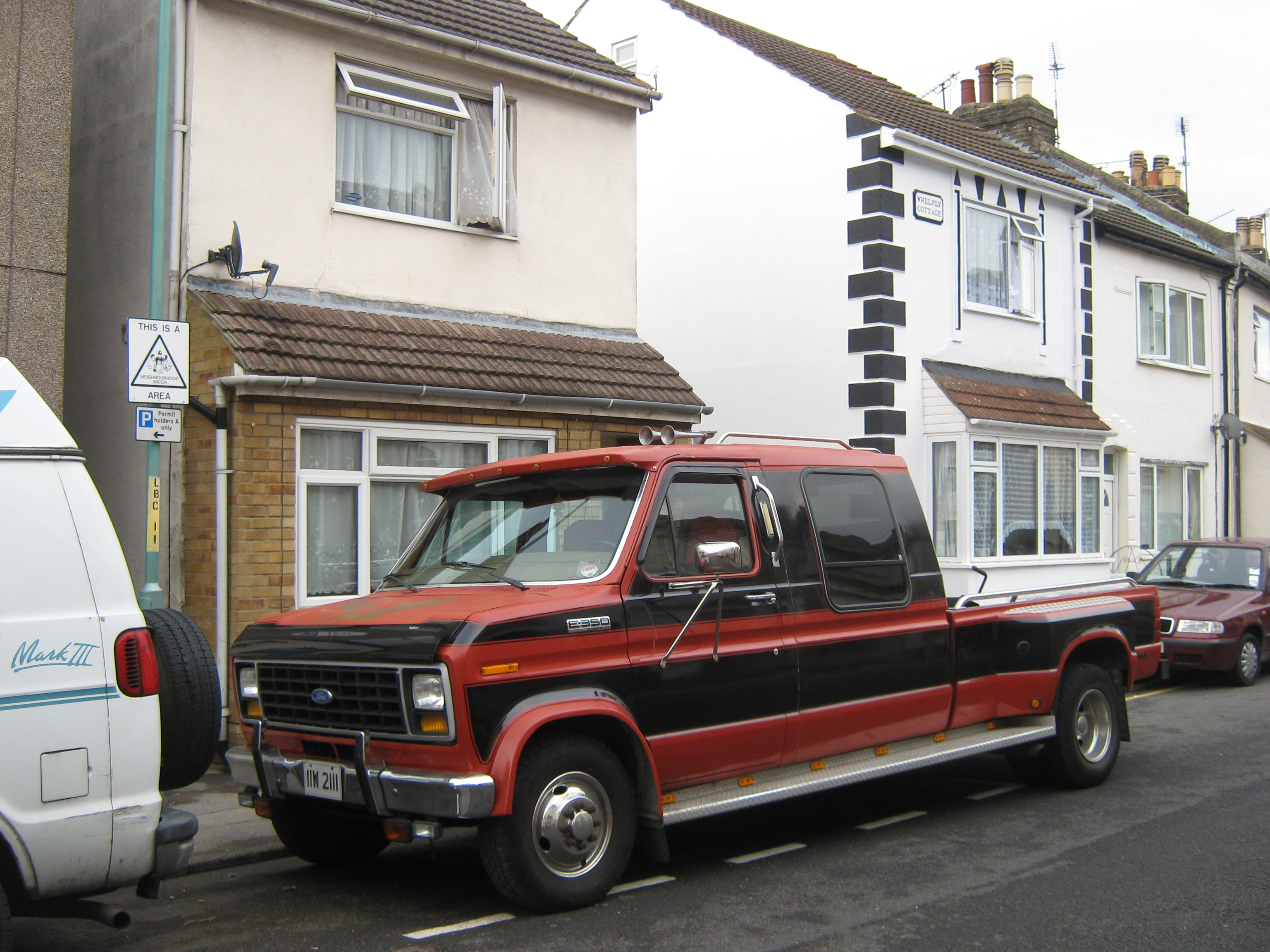 Ford e350-van