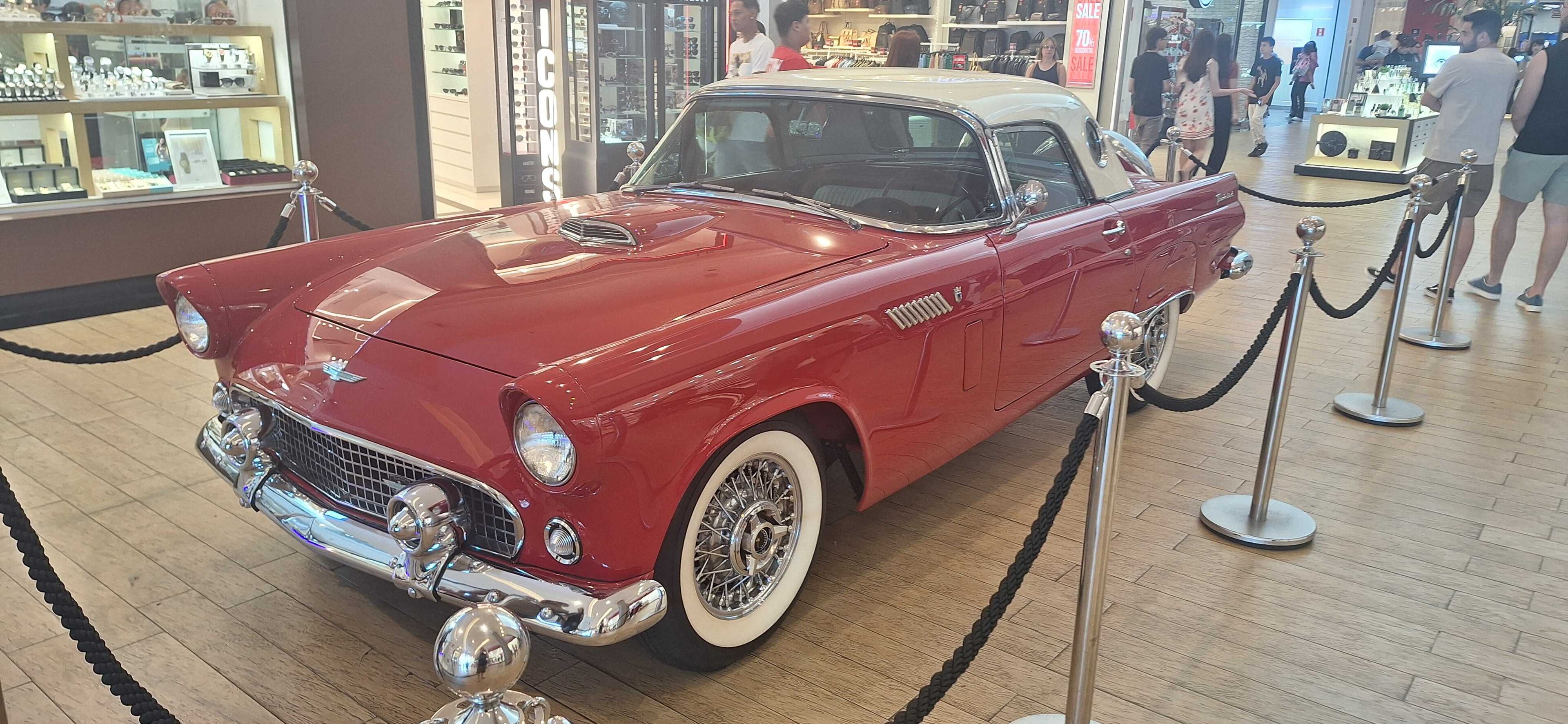 Ford Ford Thunderbird (first generation)