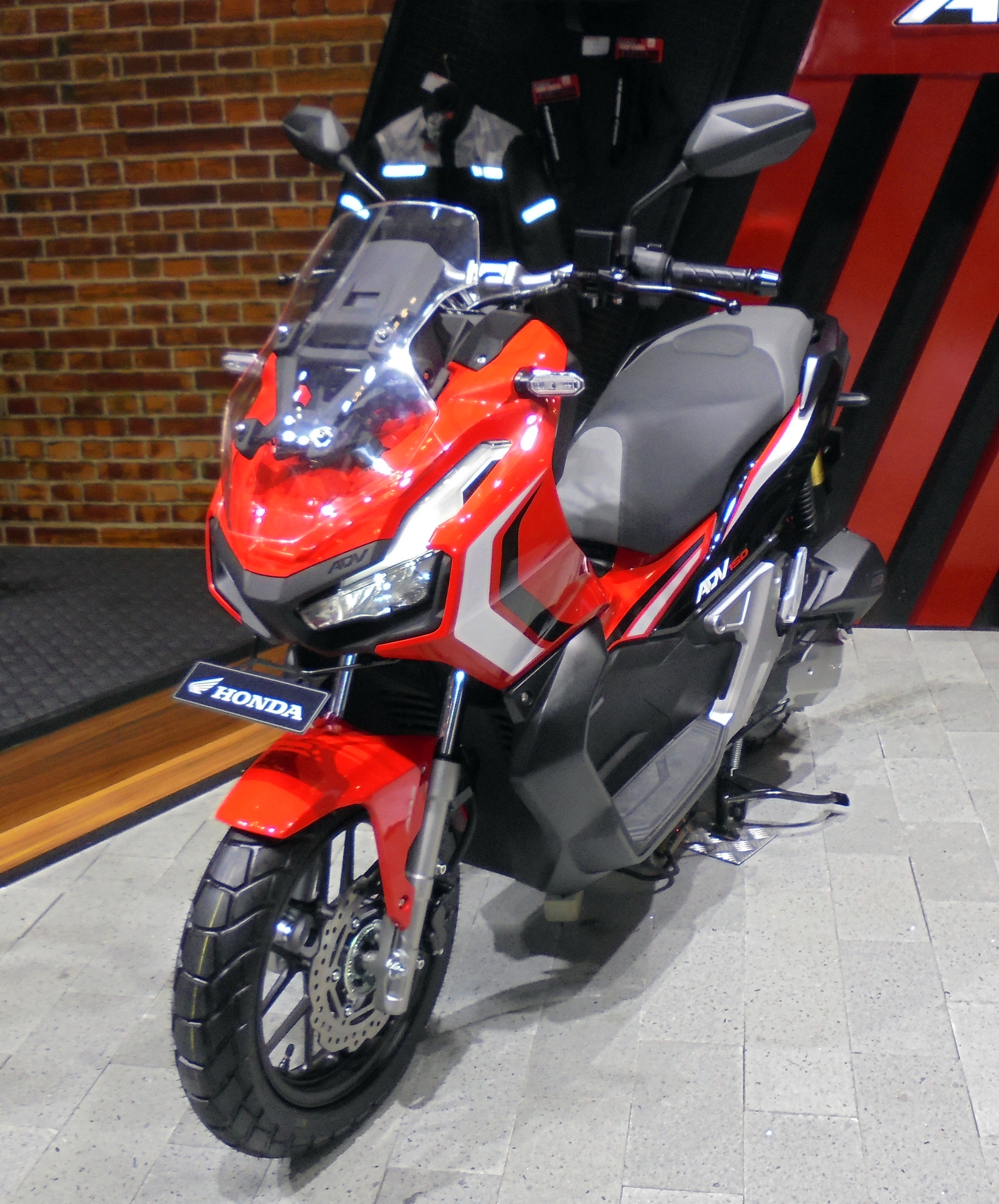 ADV150