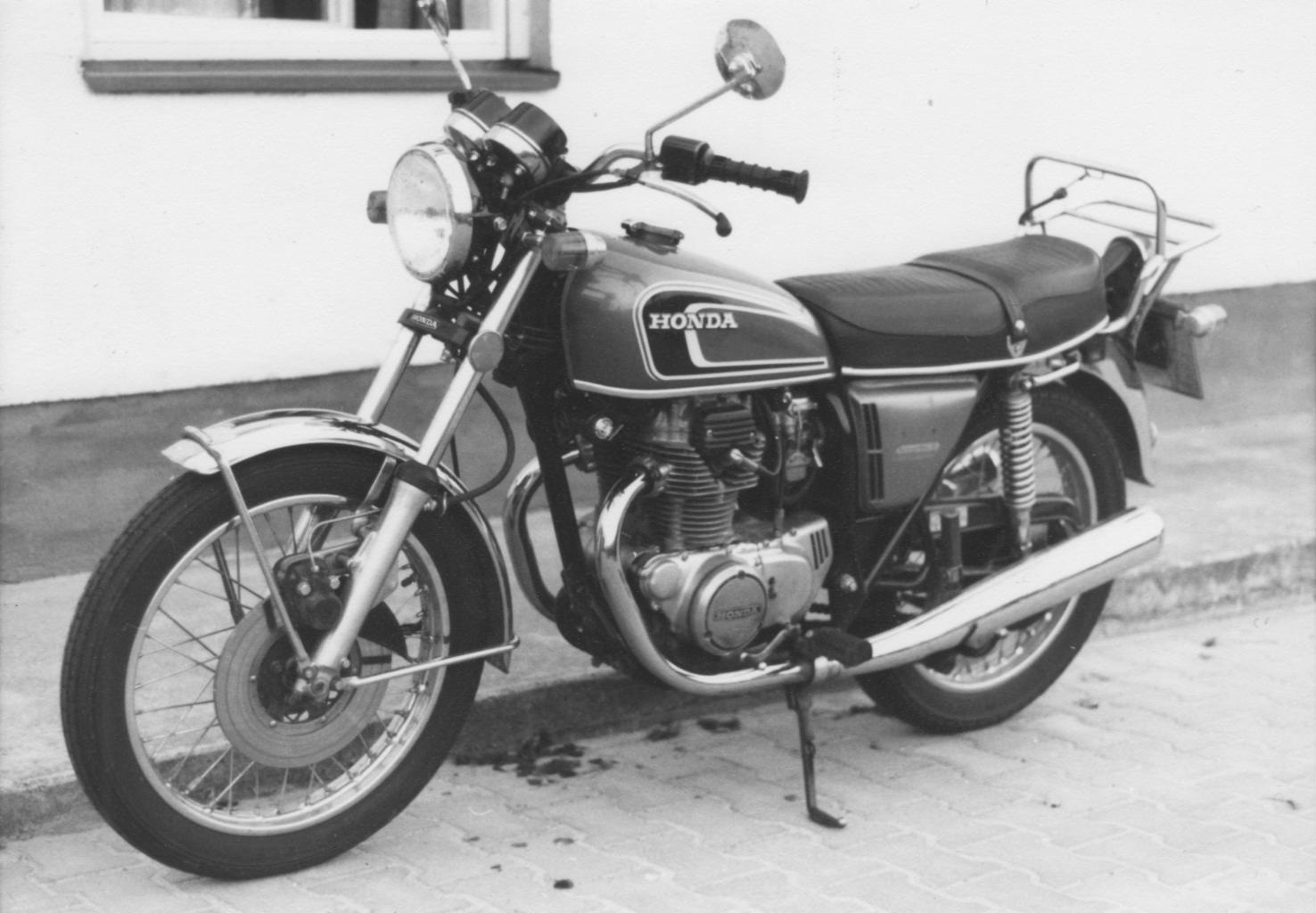 Honda CB-1