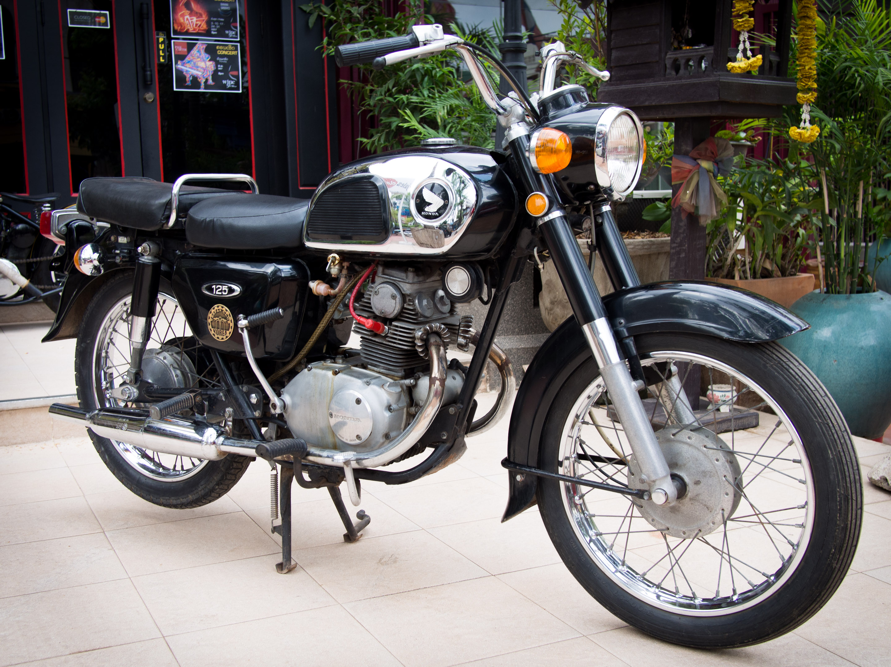 CB125