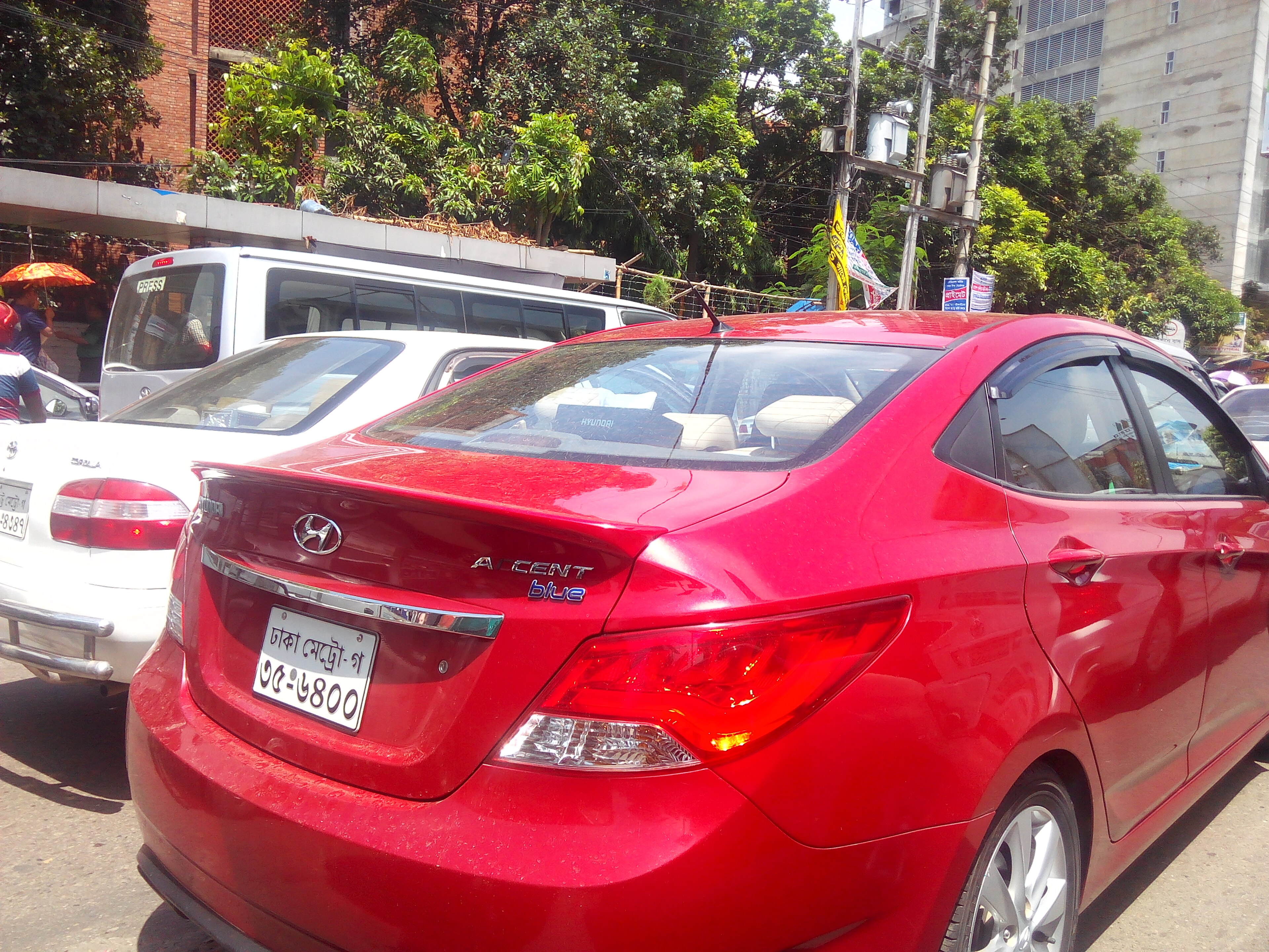 Hyundai accent-blue