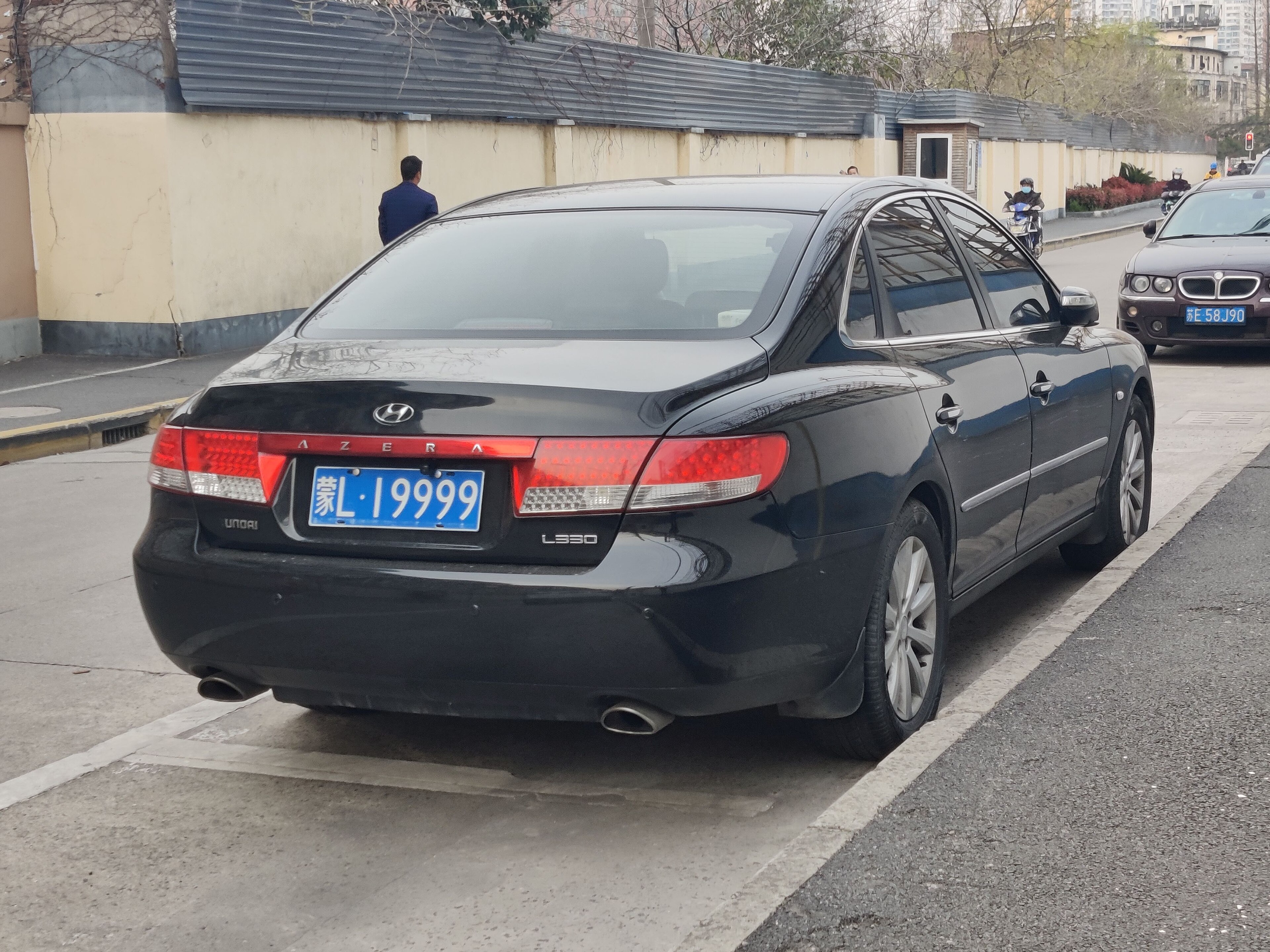 Hyundai azera
