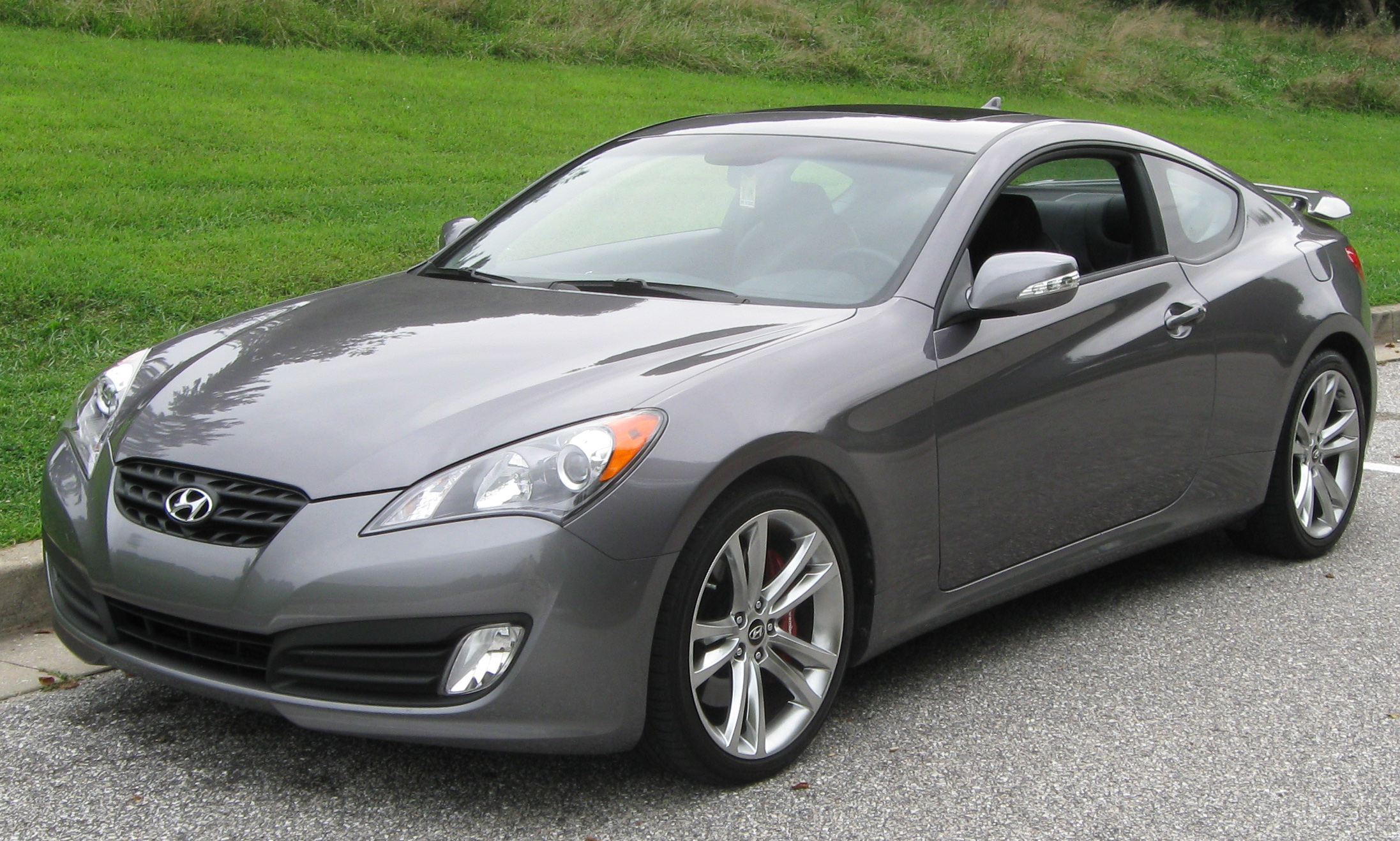 genesis-coupe