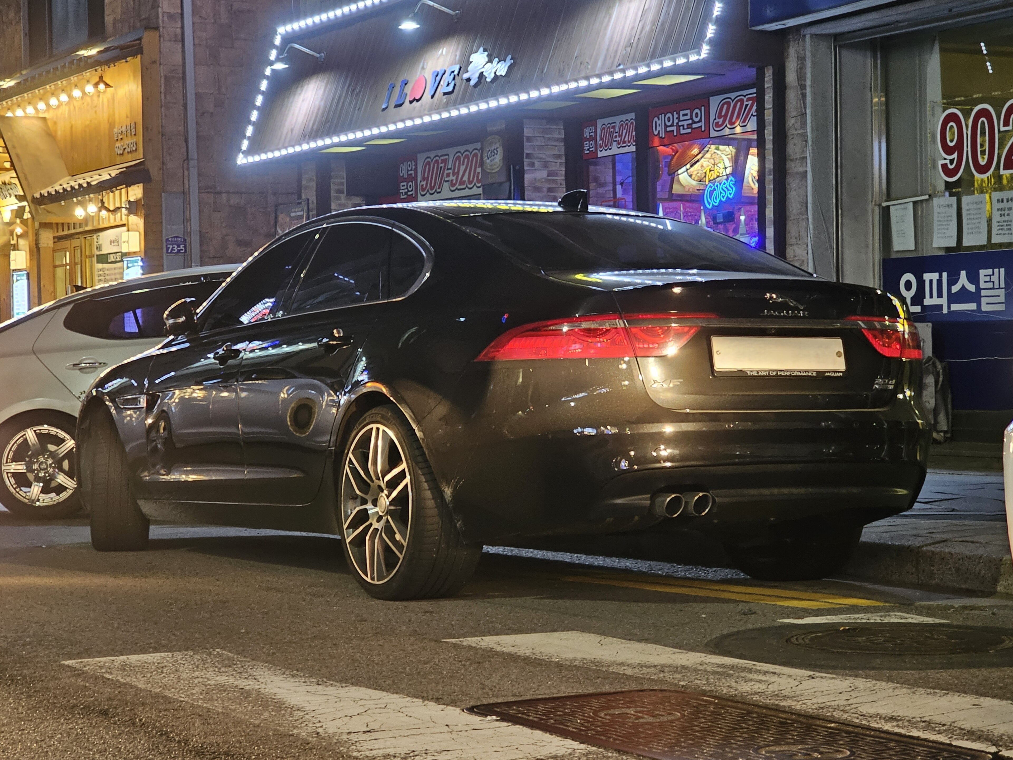 Jaguar xf-awd