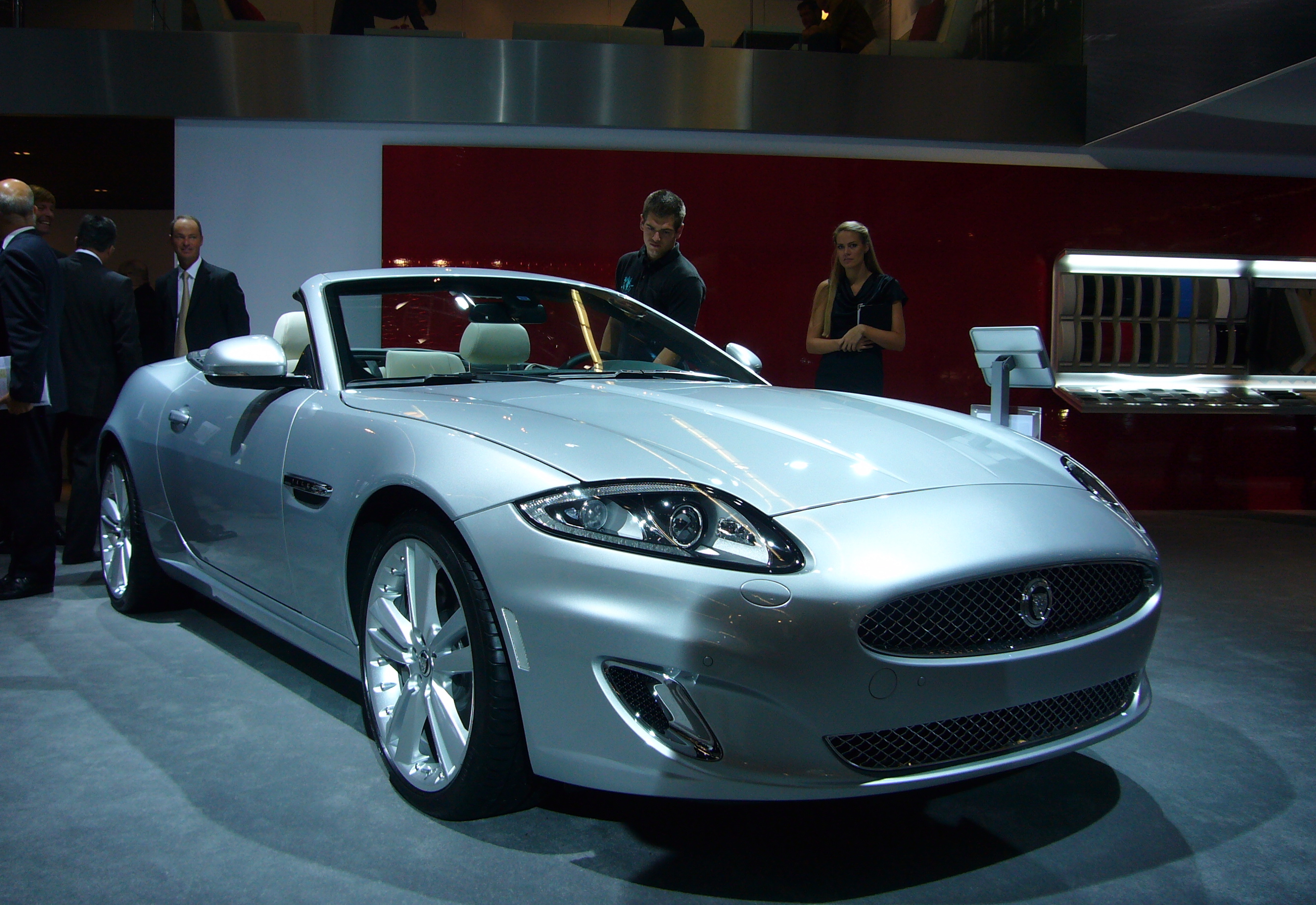 Jaguar xk-convertible