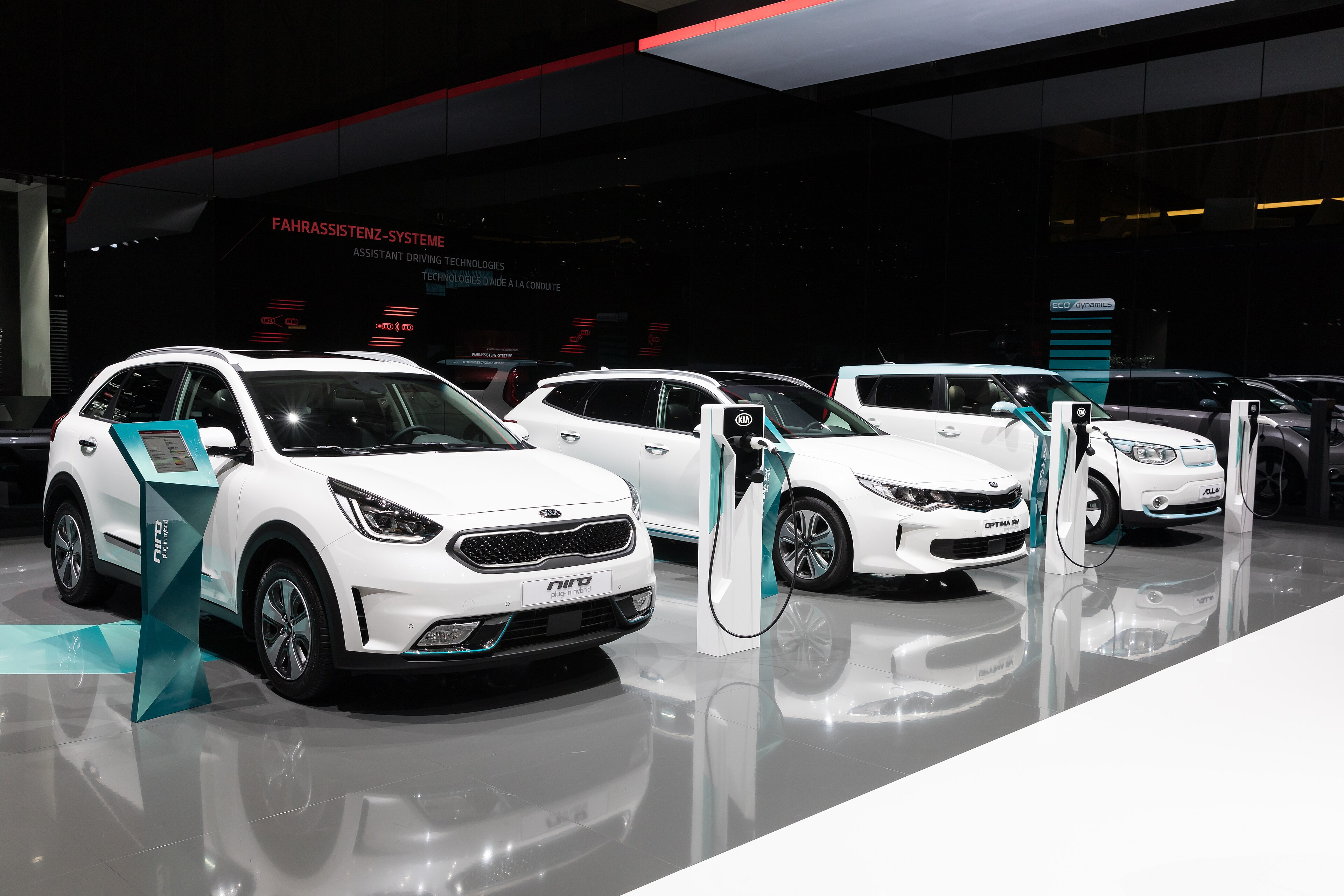 Kia optima-plug-in-hybrid