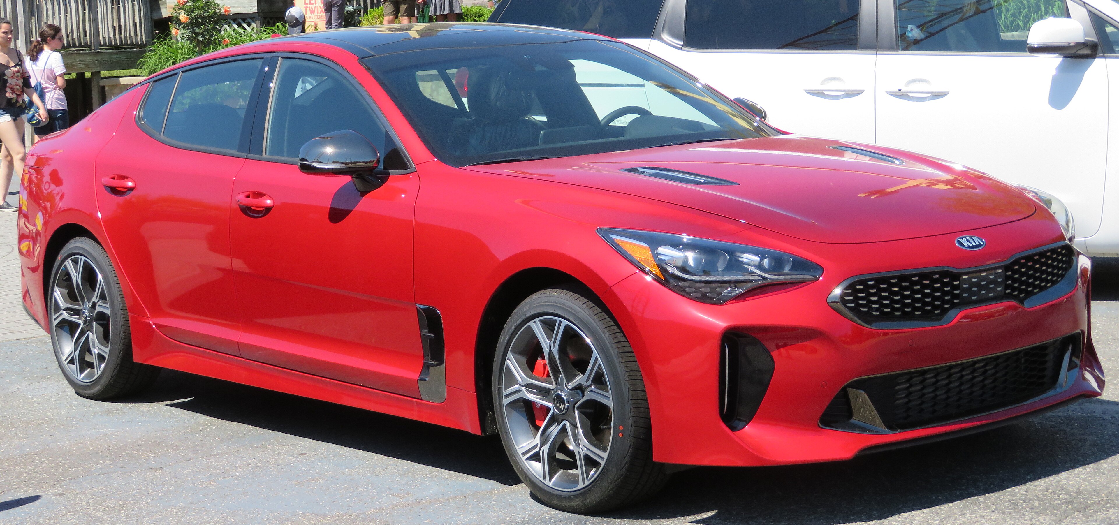 Kia stinger-awd