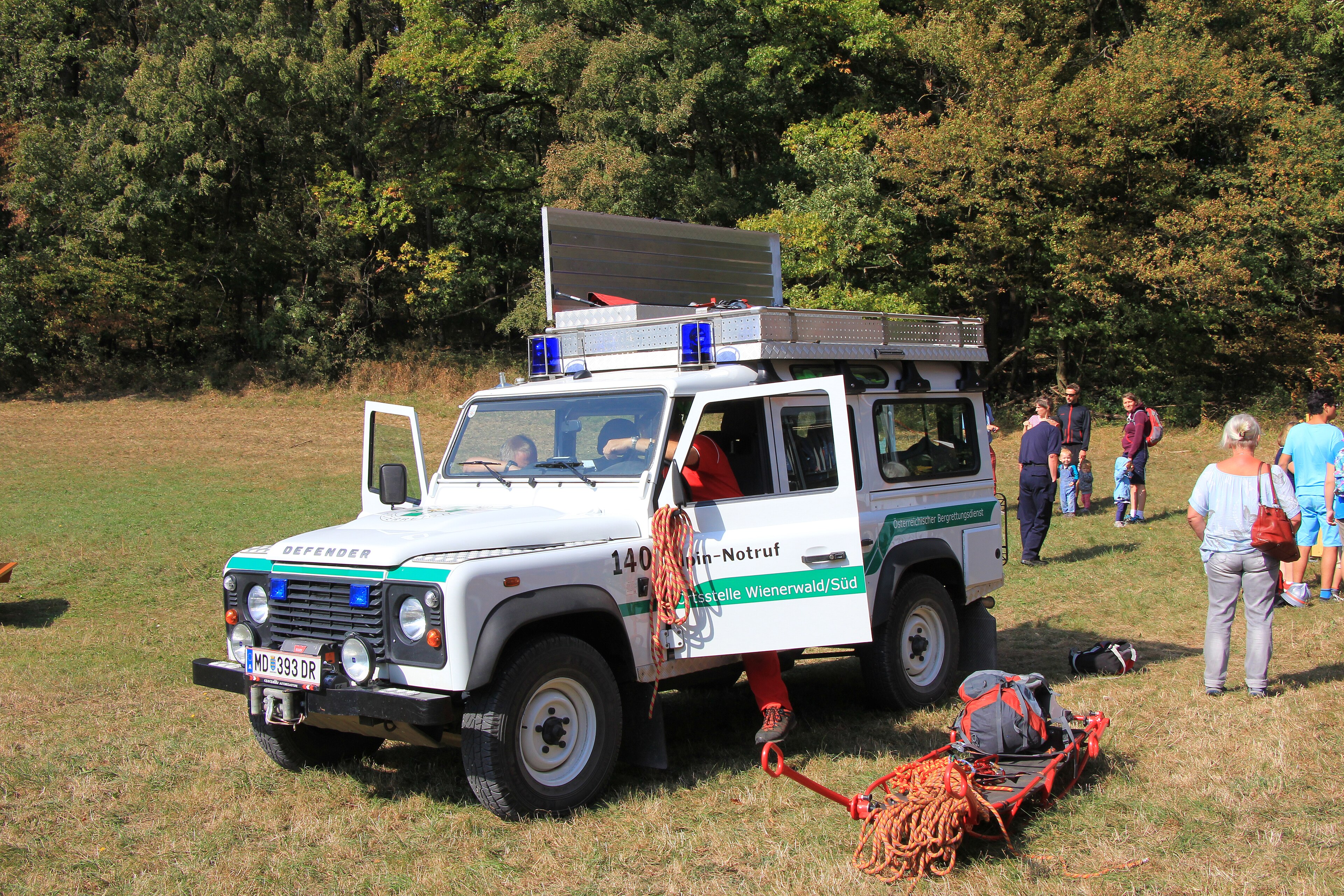 Land Rover 90" WB