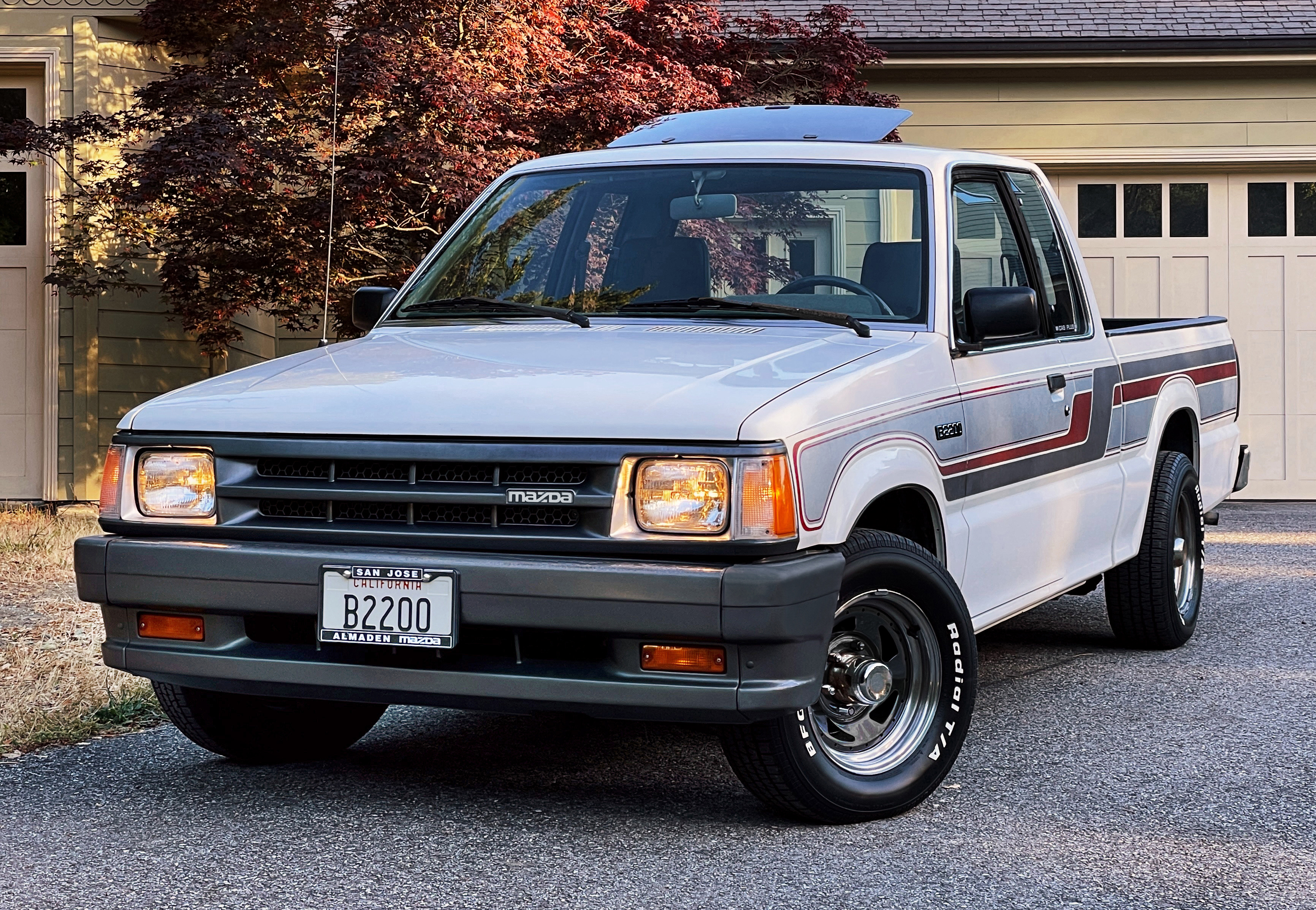 Mazda Mazda B-Series