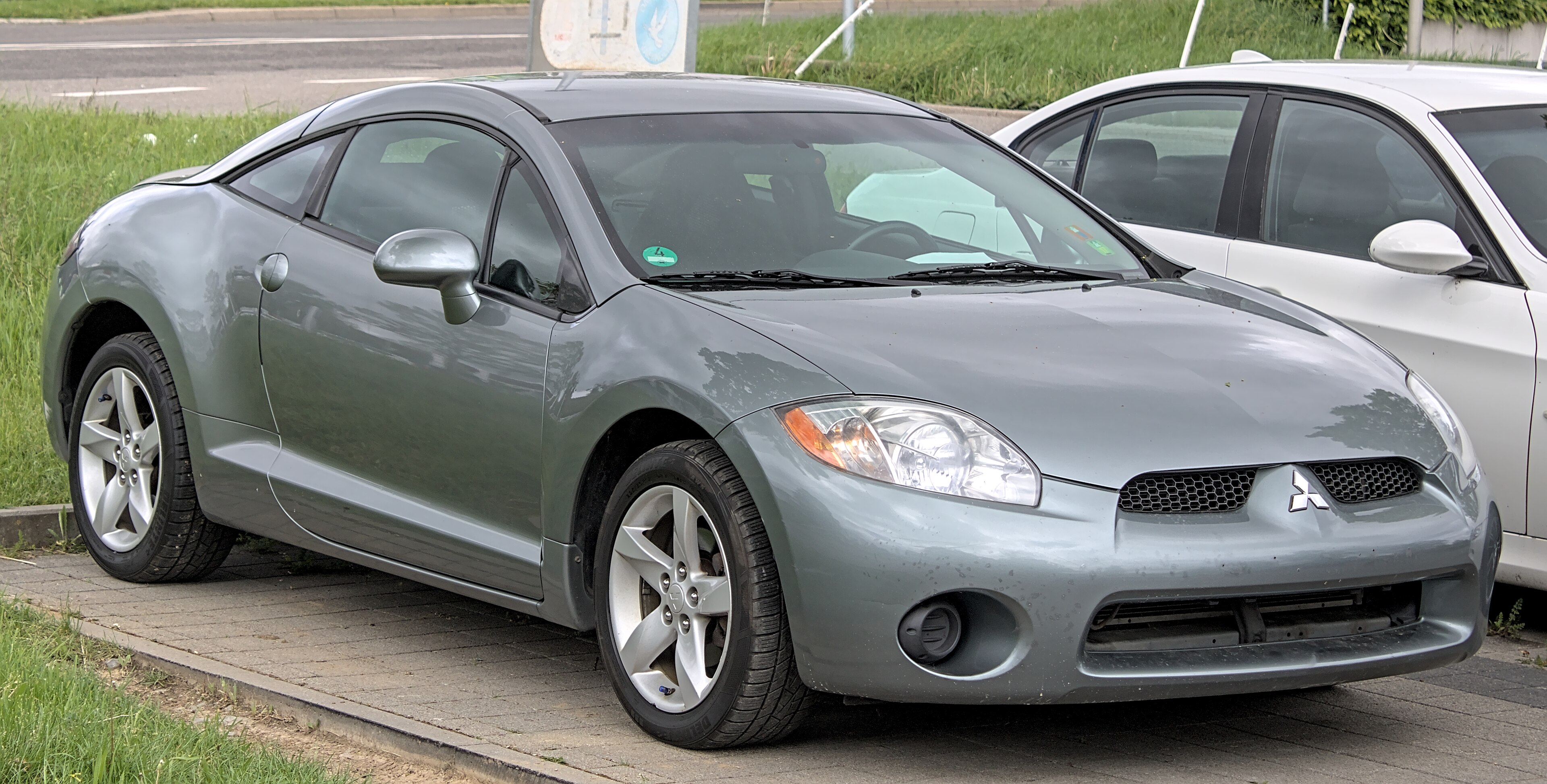 Mitsubishi eclipse