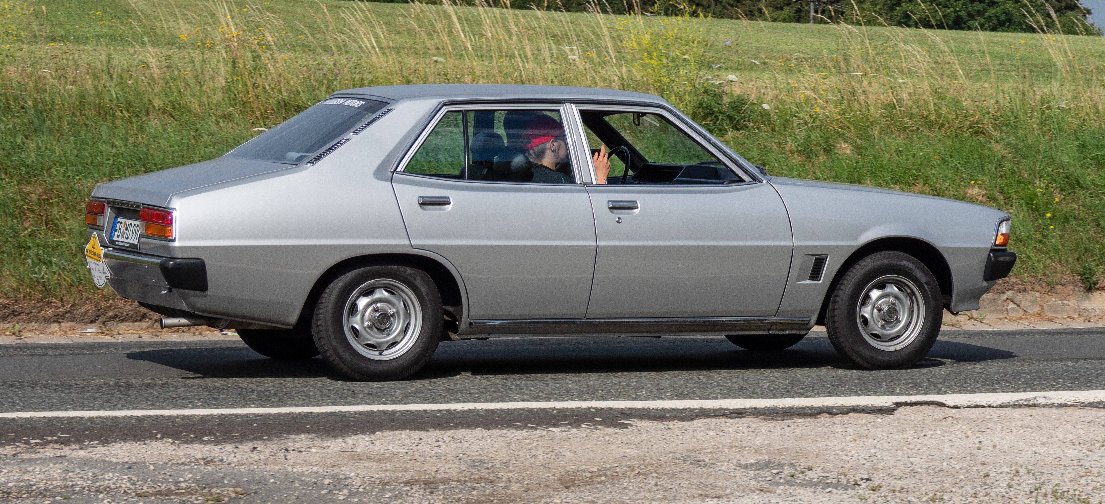 Mitsubishi galant