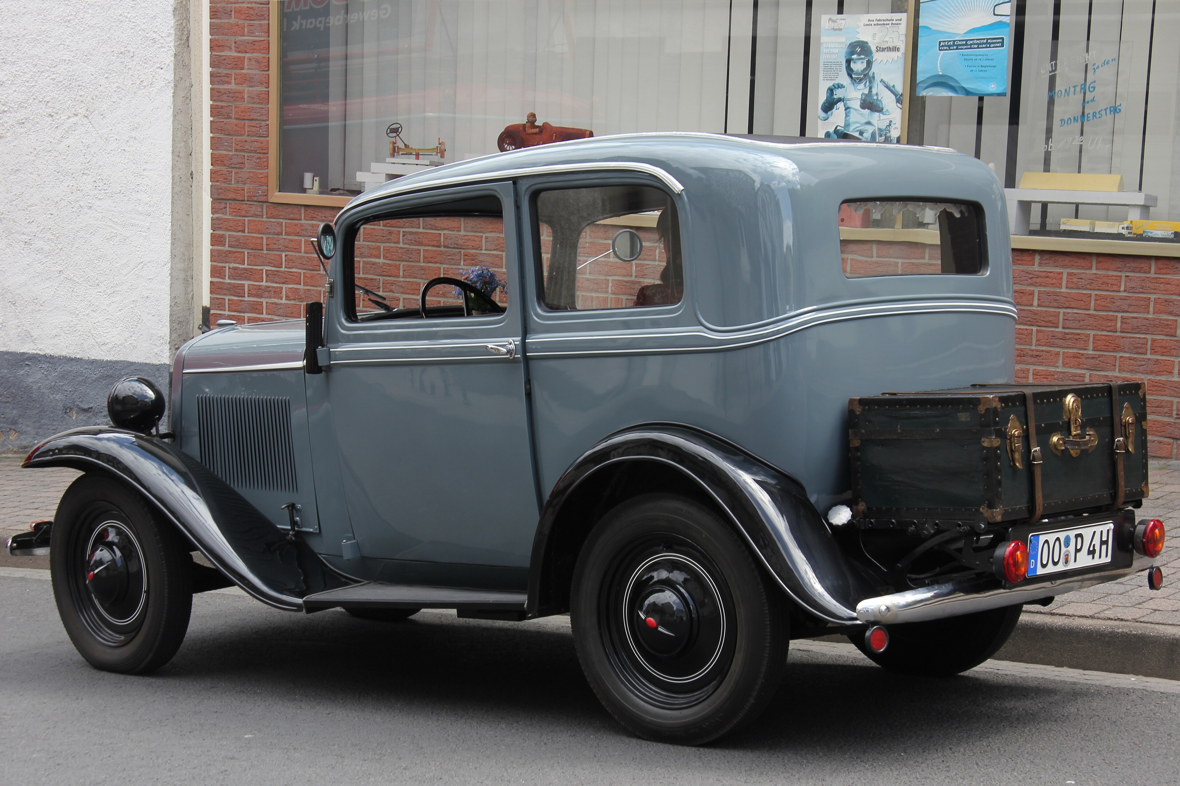 Opel Opel P4
