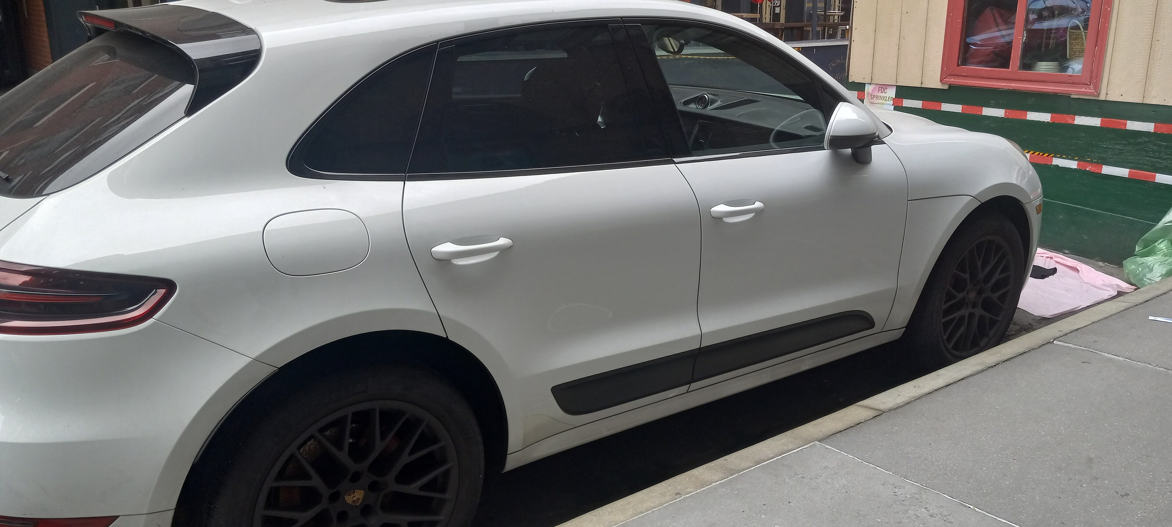Porsche macan-gts