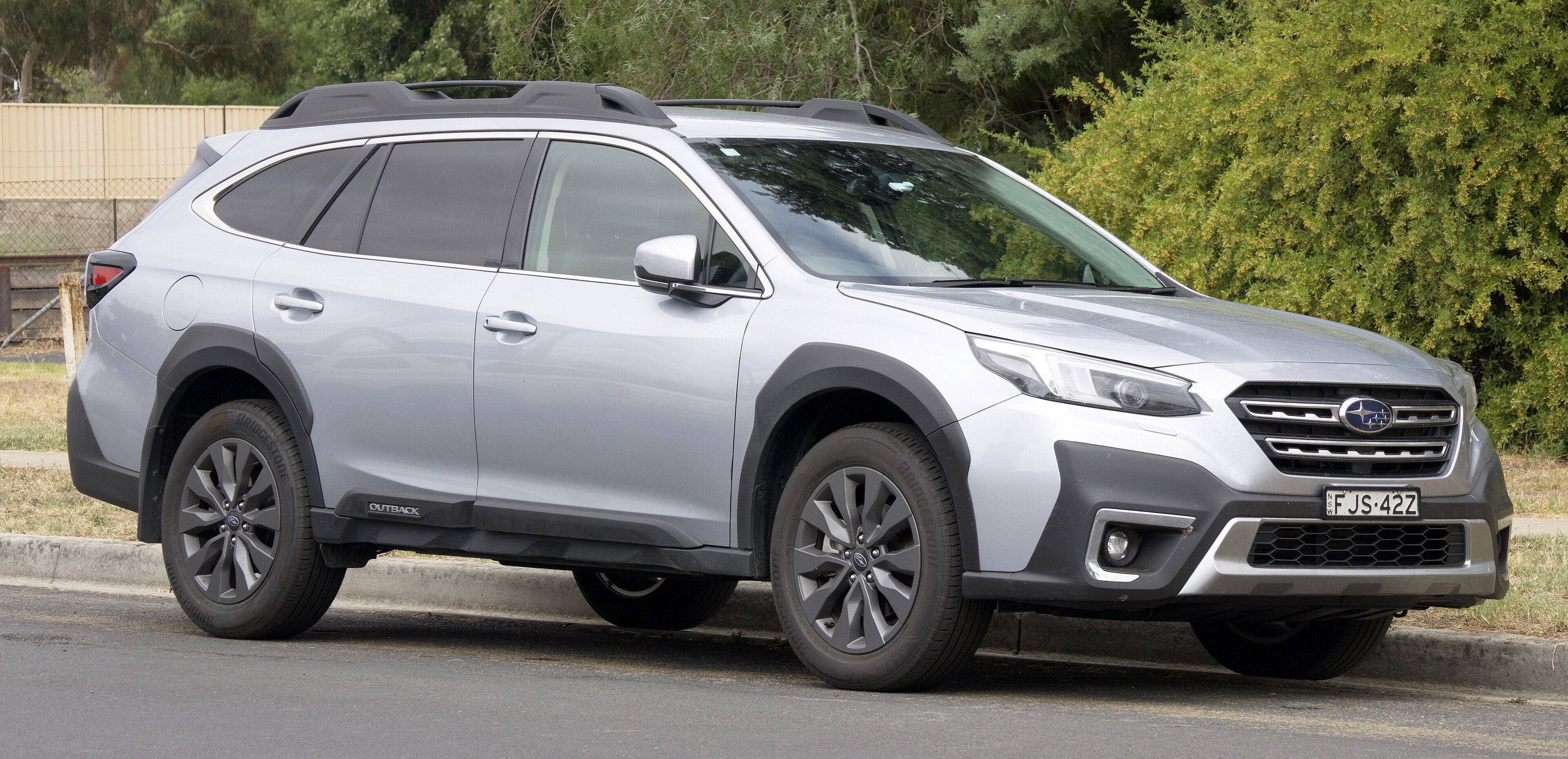 outback-wagon-awd