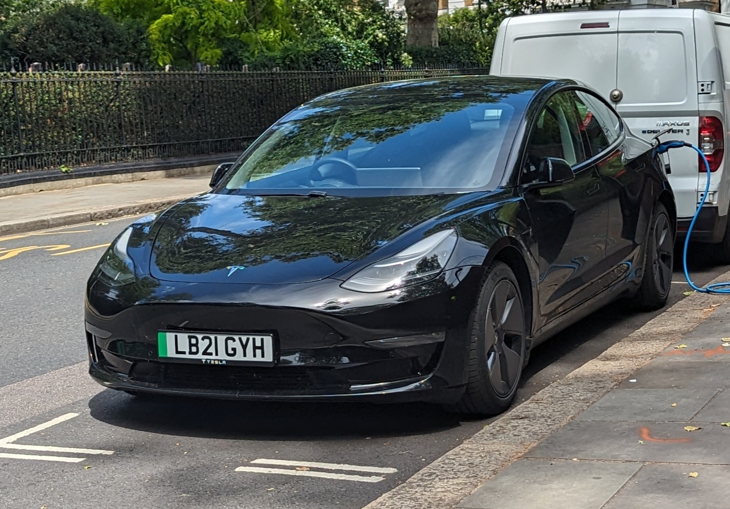 Tesla model-3-long-range-awd