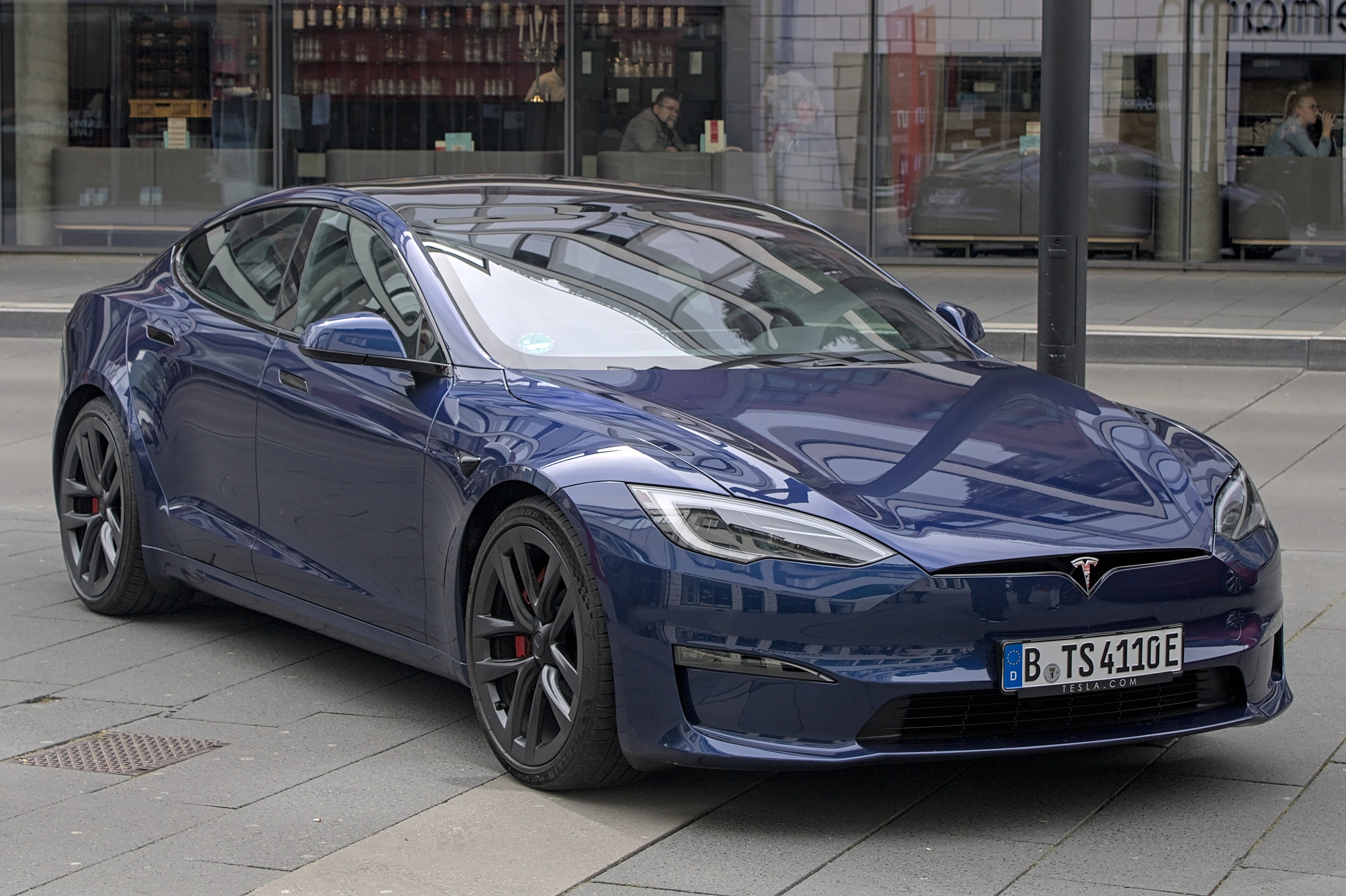 Tesla model-s-plaid