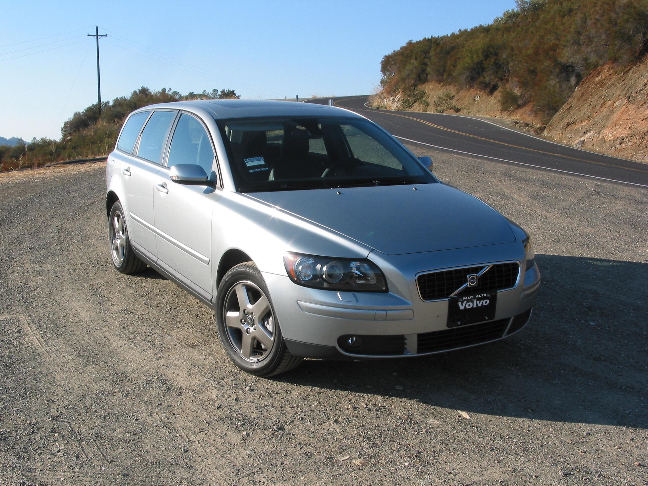 Volvo v50-awd