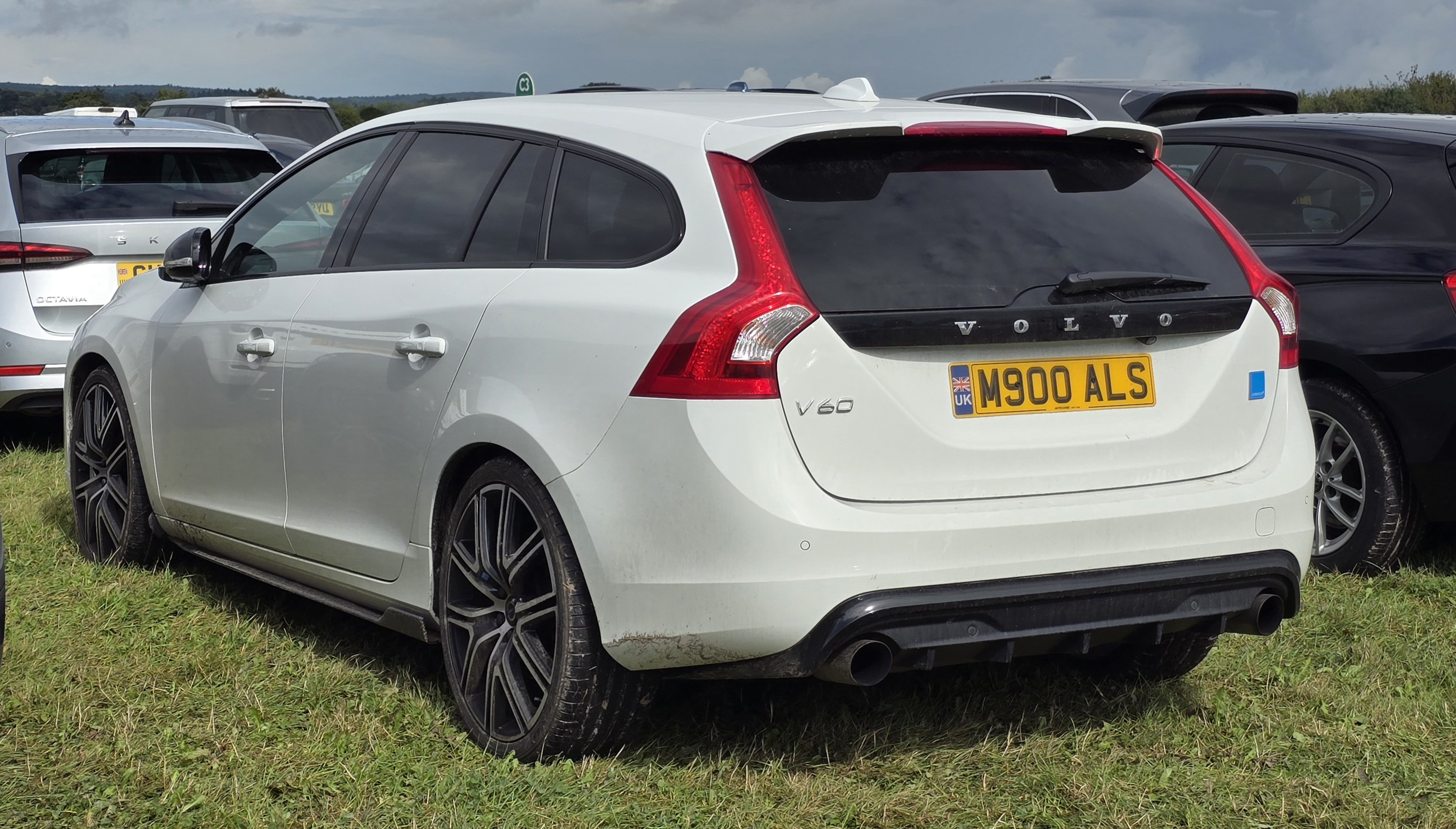 Volvo v60-awd
