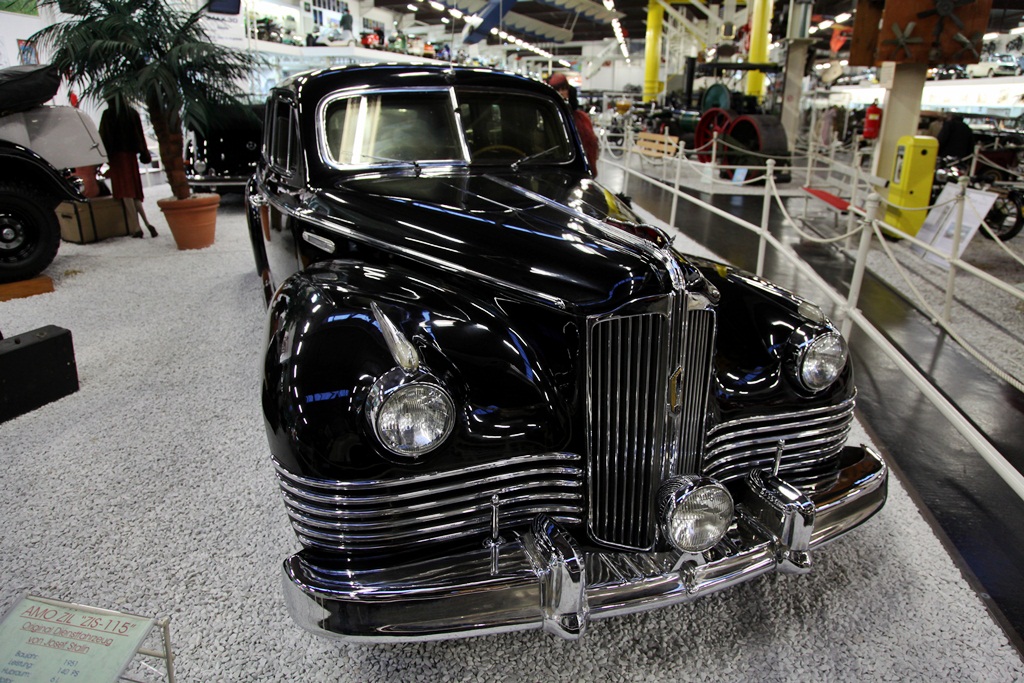 ZiL ZIS-115